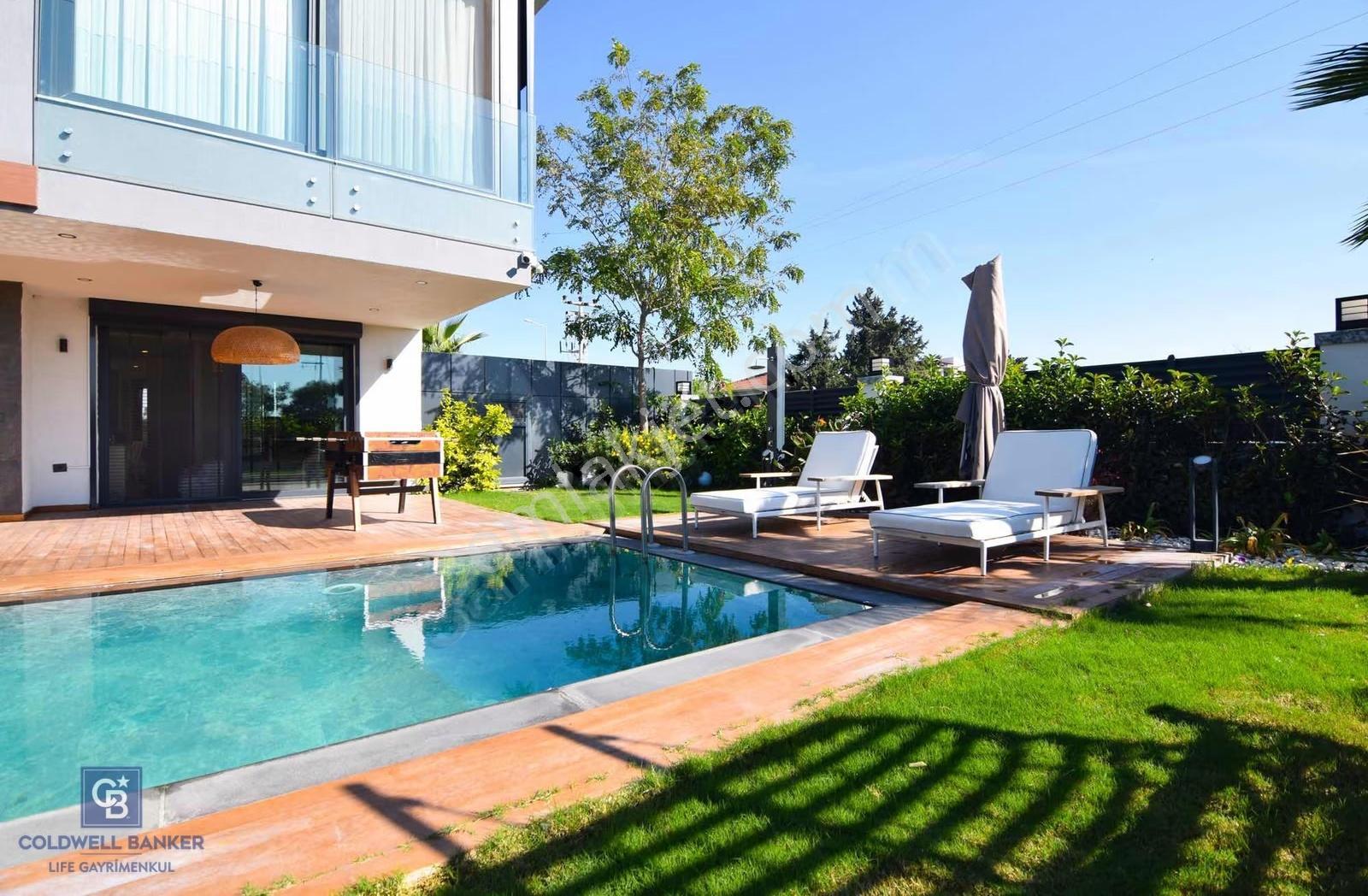 Sasalıda 750 M2 Arsa Payı İçerisinde 5+1 Satılık Villa - Görsel 13
