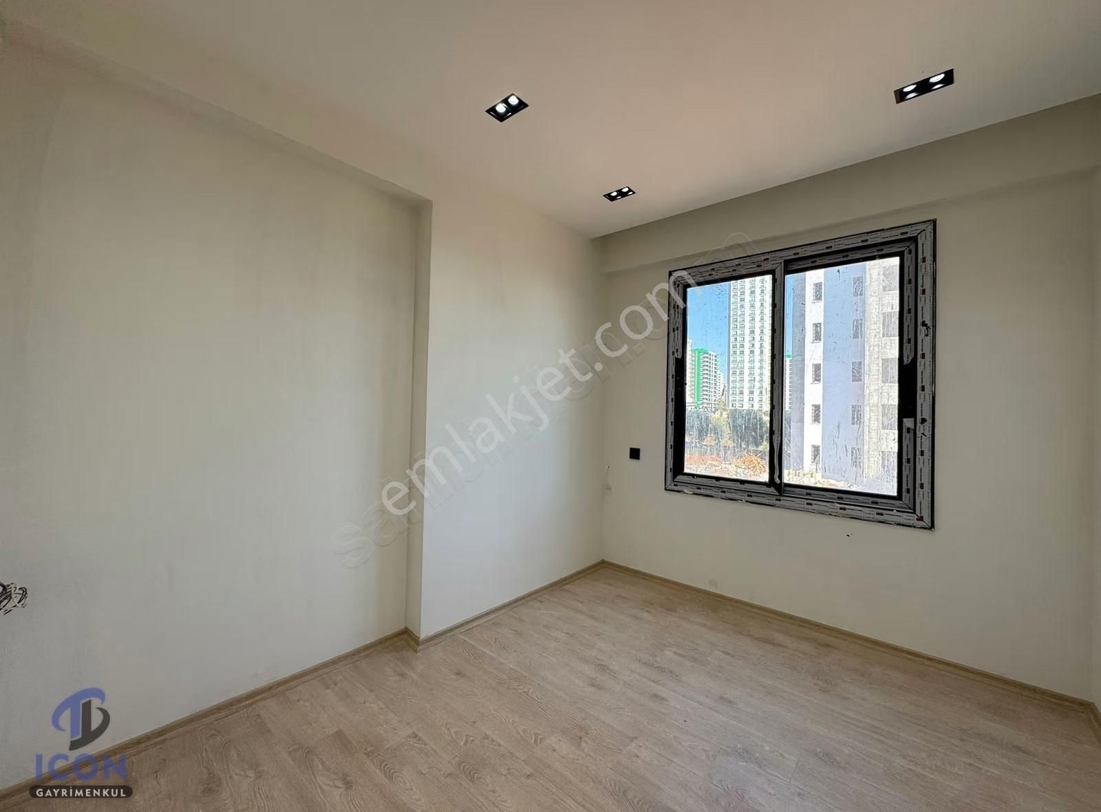 Icon'dan 75.yıl Mah Kaliteli Malzeme Geniş Oturum Gerçek Bm 2+1 - Görsel 6