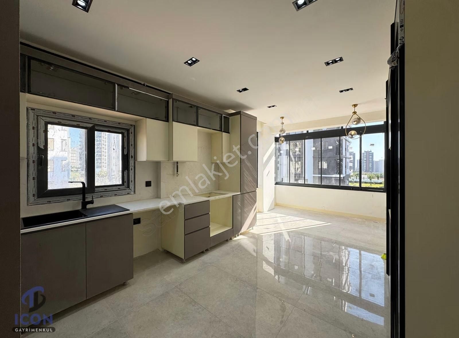 Icon'dan 75.yıl Mah Kaliteli Malzeme Geniş Oturum Gerçek Bm 2+1 - Görsel 10