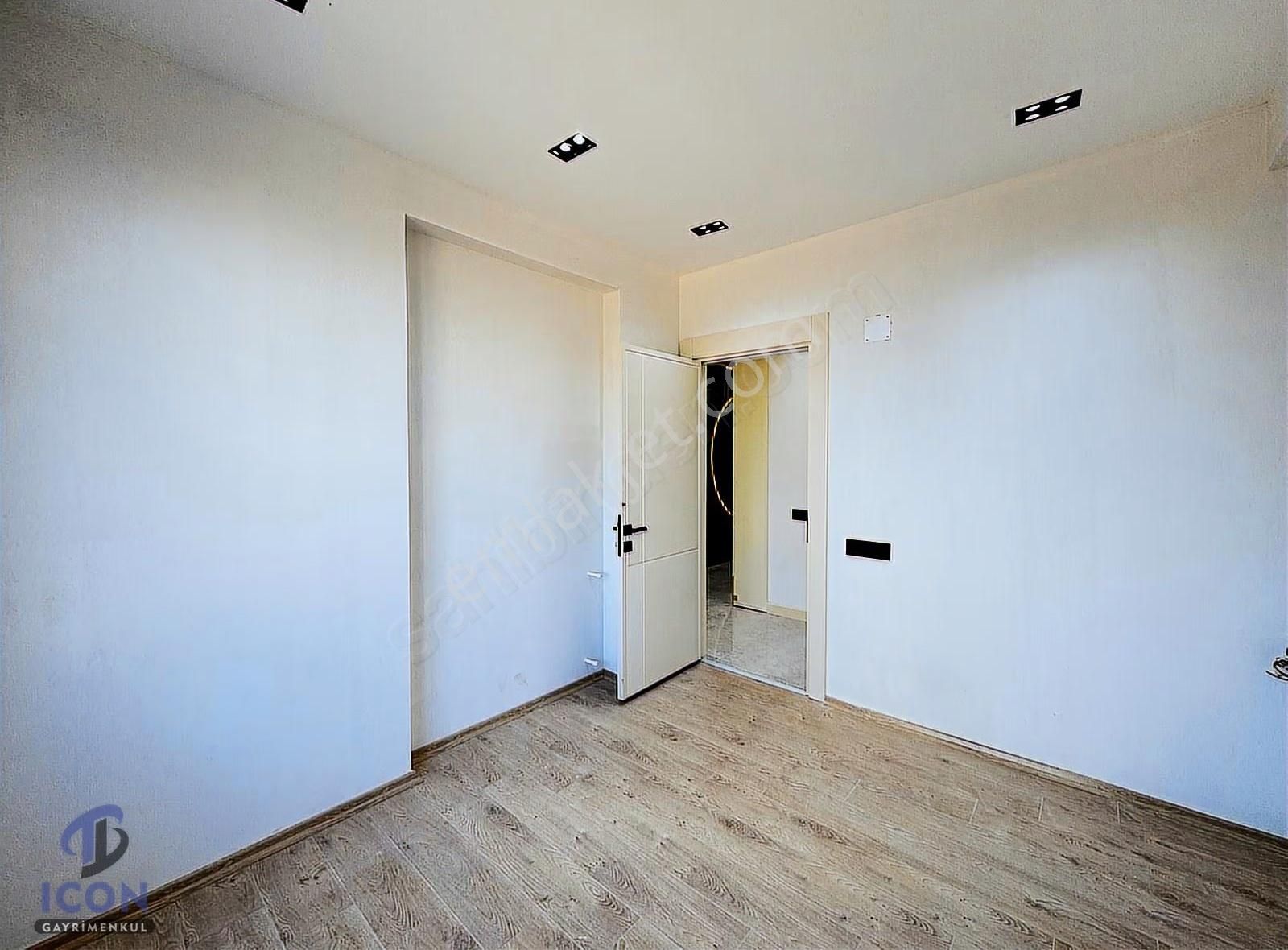 Icon'dan 75.yıl Mah Kaliteli Malzeme Geniş Oturum Gerçek Bm 2+1 - Görsel 16