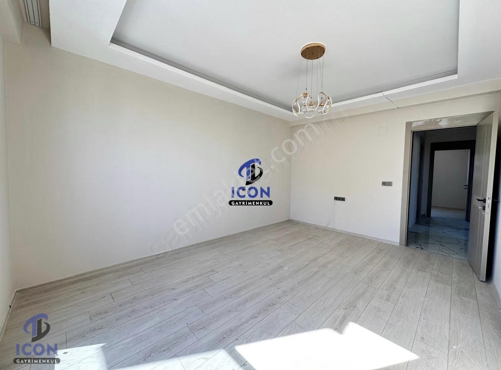 Icon'dan Akdeniz Mah. Son Kat Sevenler İçin Deniz Manzaralı 2+1 - Görsel 8