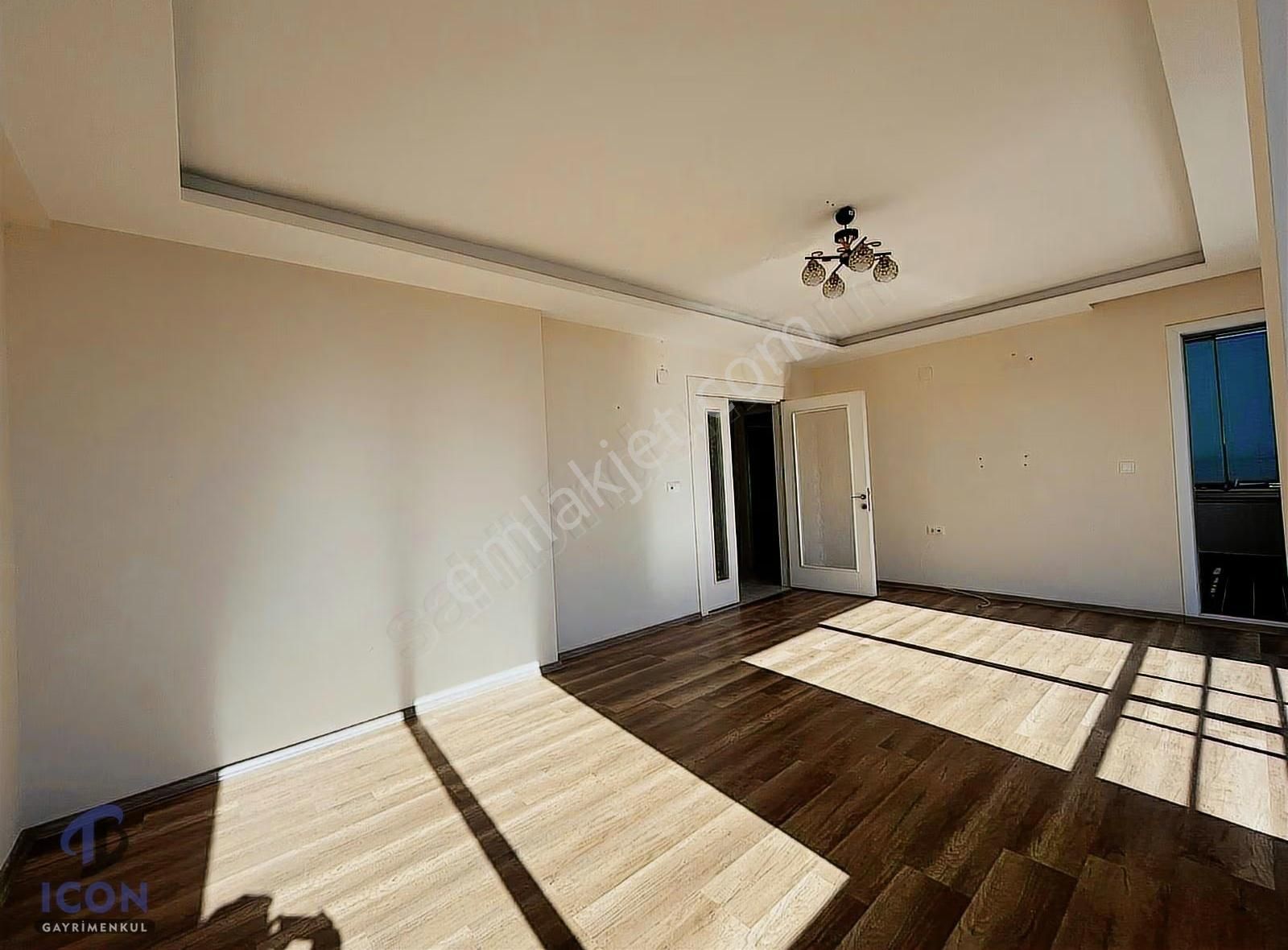 Icon'dan Akdeniz Mah'de Havuzlu Site İçi 3+1 Bağımsız Mutfak - Görsel 14