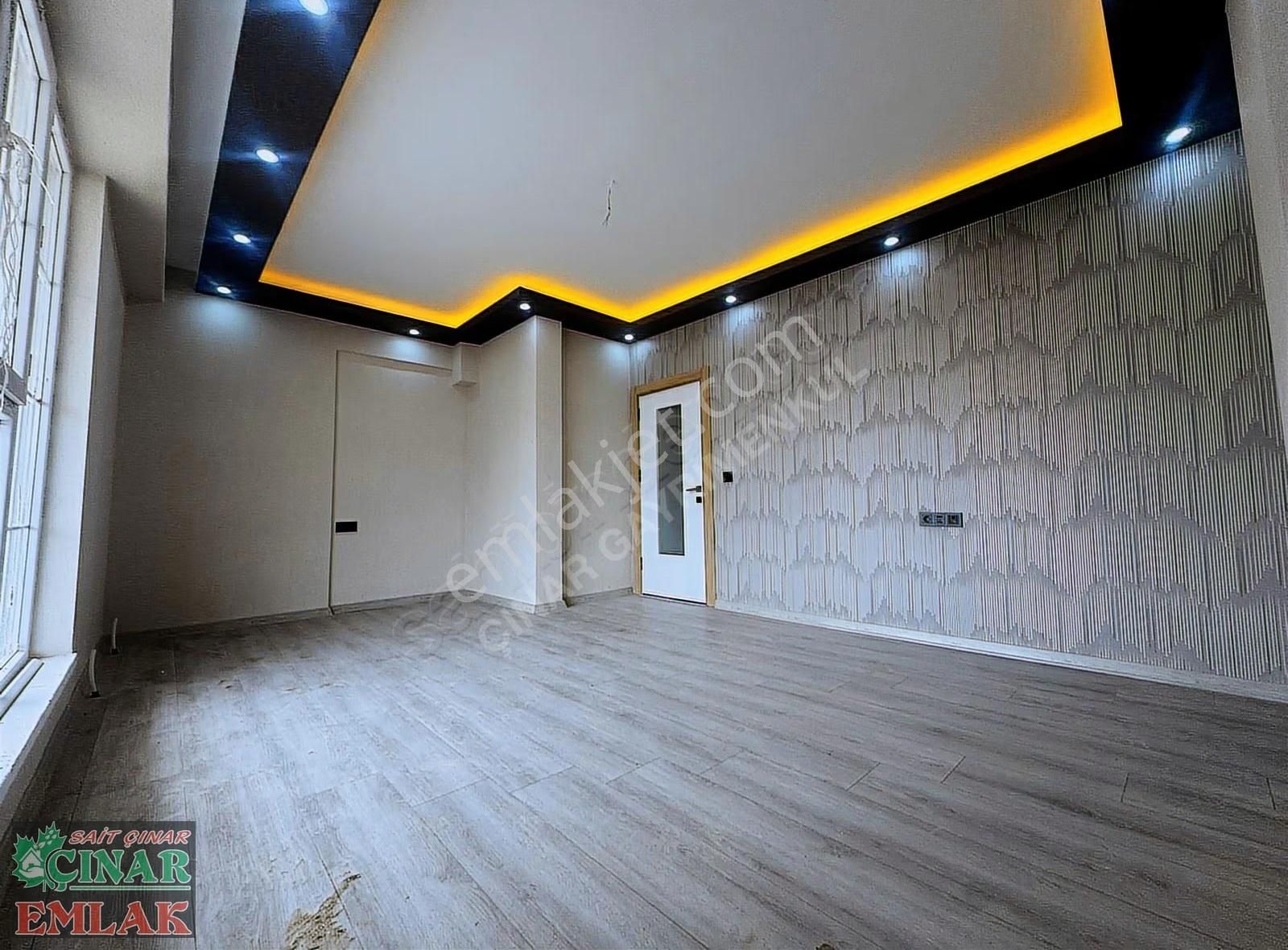 Çınar'dan Şık Tasarımıyla Ferahlık Hissi Veren 2+1 Giriş Dairesi - Görsel 4