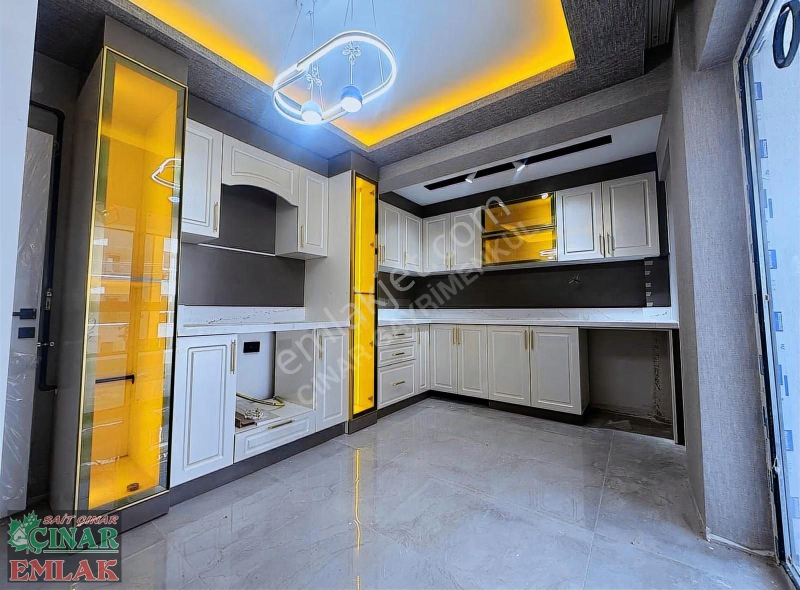 Çınar'dan İşçilik Harikası Full+full Yapılı 2+1 Arakat Dairesi !