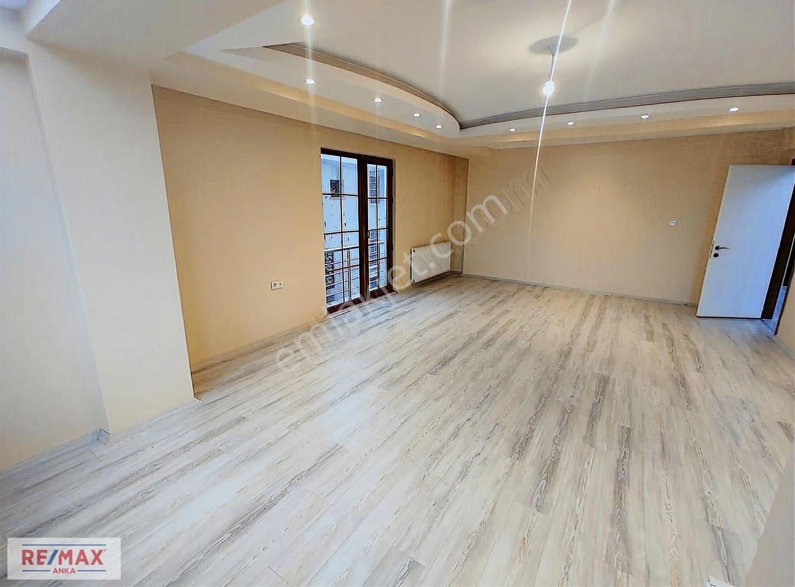 Remax Anka'dan Şile Merkezde 2+1 Geniş Satılık Daire - Görsel 5