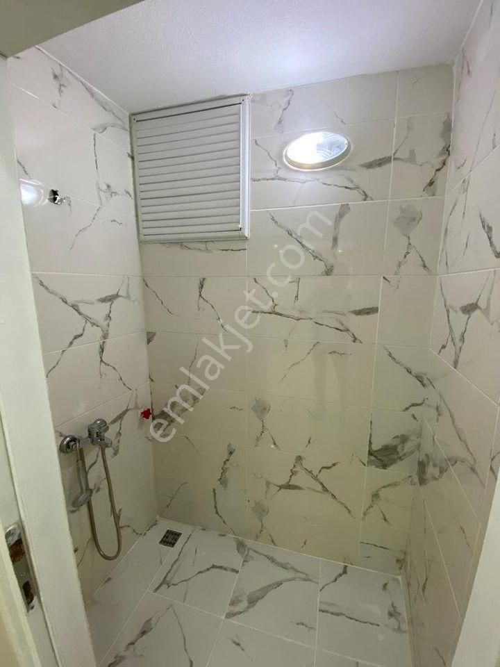 Metrobüs'e Yürüme Mesafesinde 1+1 Bahce Katı Satılık Daire - Görsel 7