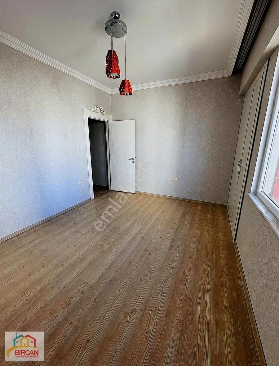 Karataşta Satlık Masrafsız 4+1 Ara Kat 220 M2 Daire - Görsel 28