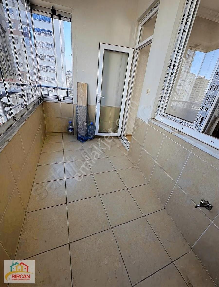 Karataşta Satlık Masrafsız 4+1 Ara Kat 220 M2 Daire - Görsel 30