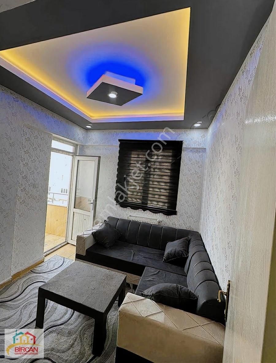 Yeditepe'de Tramvaya Sıfır Kiralık 2 + 1 Balkonlu Eşyalı Stüdyo - Görsel 12