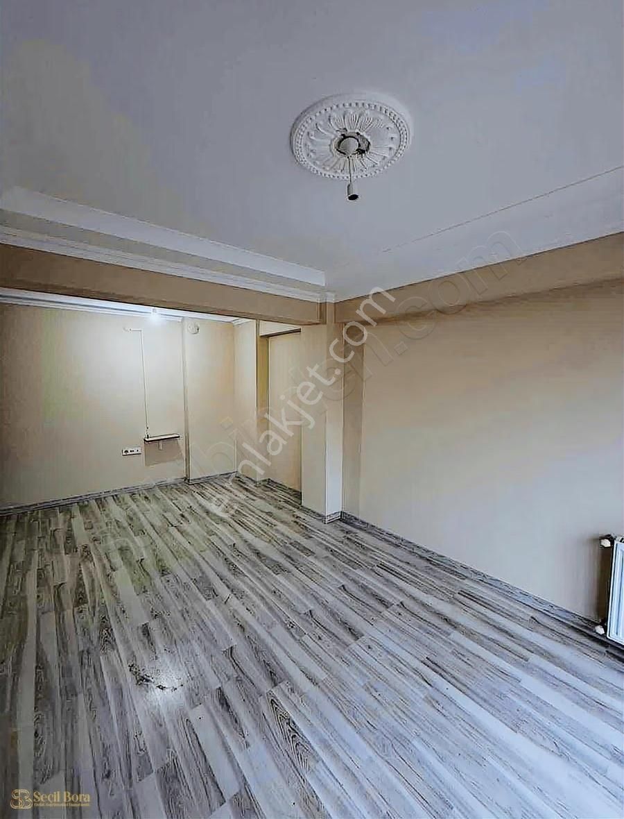Seçil Bora 'dan Memur'a Kiralık 2+1 Daire - Görsel 5