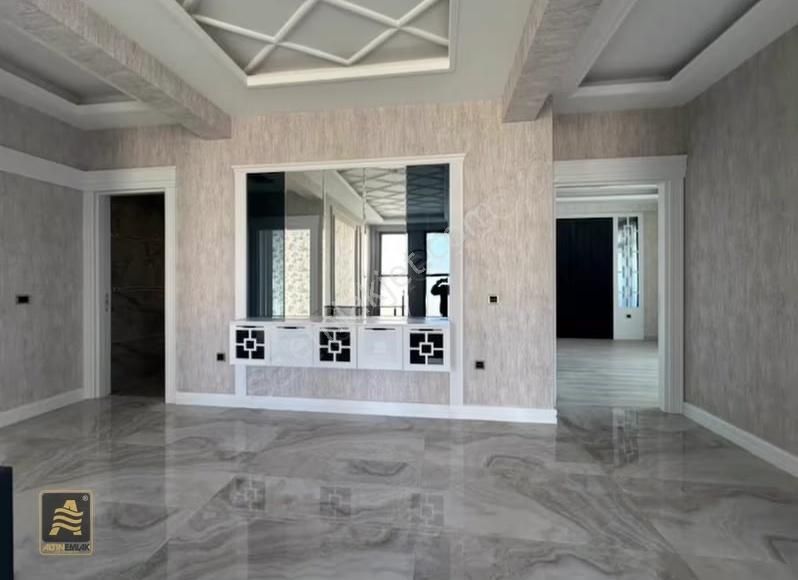 Şehir Merkezi Konumunda Ultra Lüx En Uygun Rakama 5+1 Villa - Görsel 6