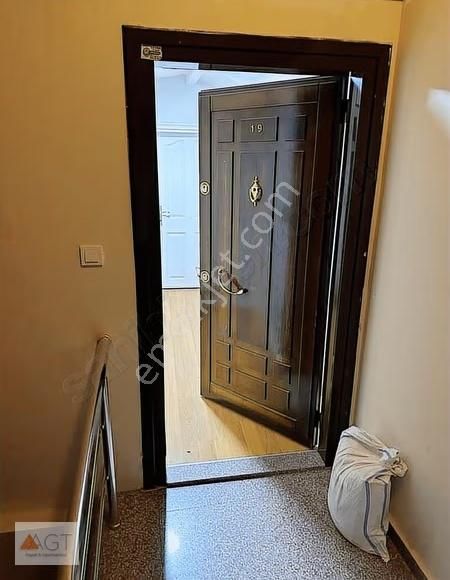 Agt'den Elmalıkent Mah. Hastane Karşısı 1+1 Çatı Katı 45m2 Daire