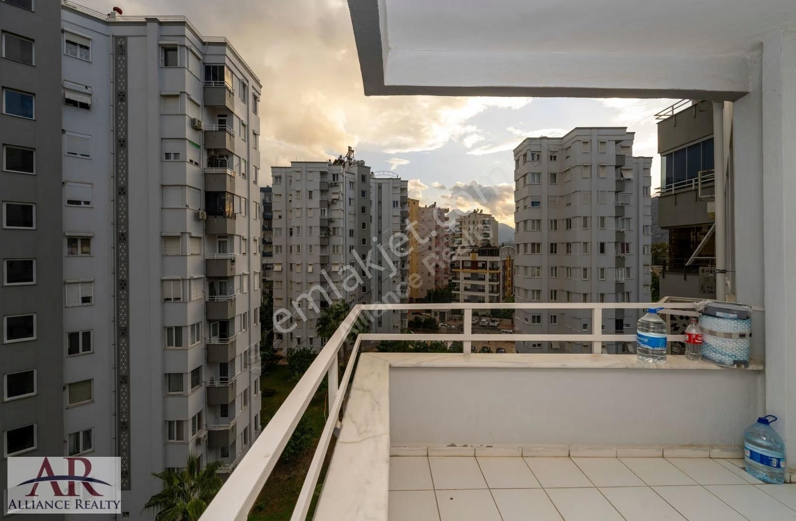 Hurma Ekizoğlu Sitesi 3+1 Arakat Doğalgaz,havuz,panjur,otopark - Görsel 12