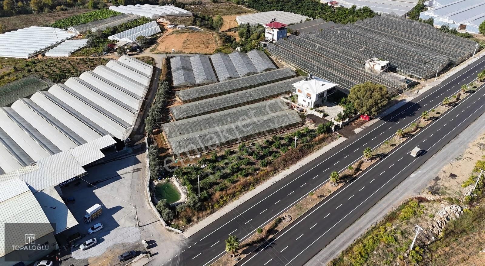 Satılık Mükemmel Konumda Kurulu Düzen Sera Ve Müstakil Ev - Görsel 3