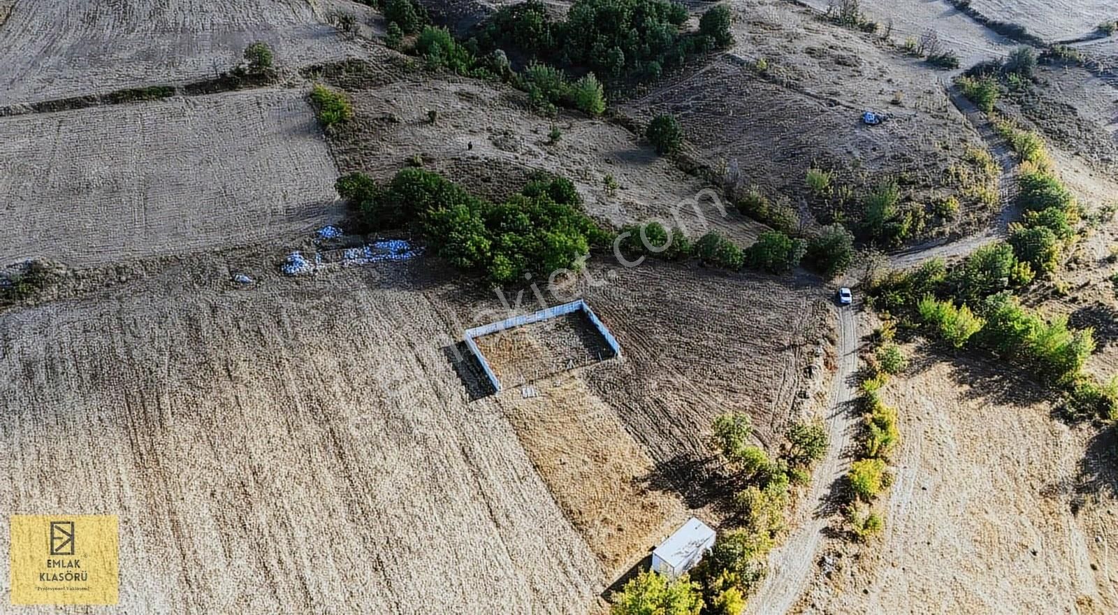 Geyve Eşmede Manzaralı 6.700 M² Yatırımlık Tarla - Görsel 9