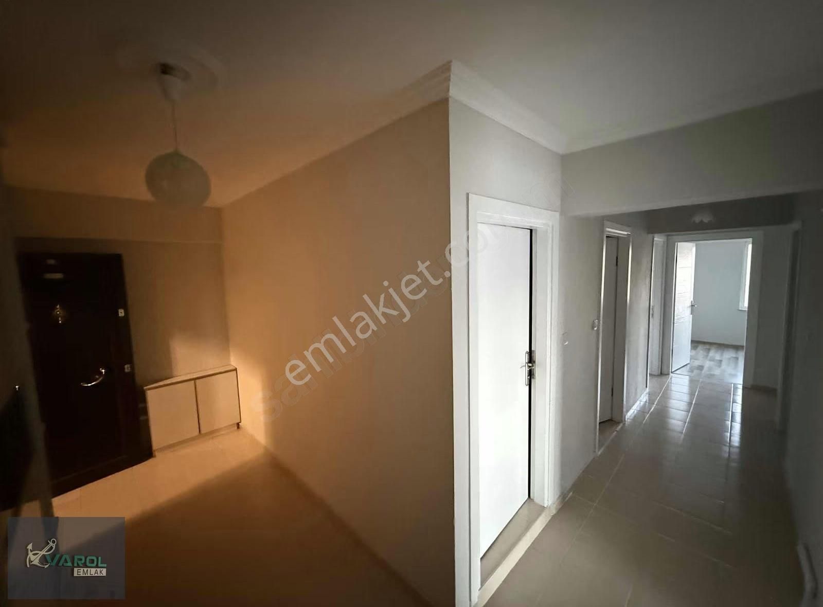 Merkezi Konumda 3+1 Doğalgazlı Kapalı Balkonlu Kiralık Daire - Görsel 5