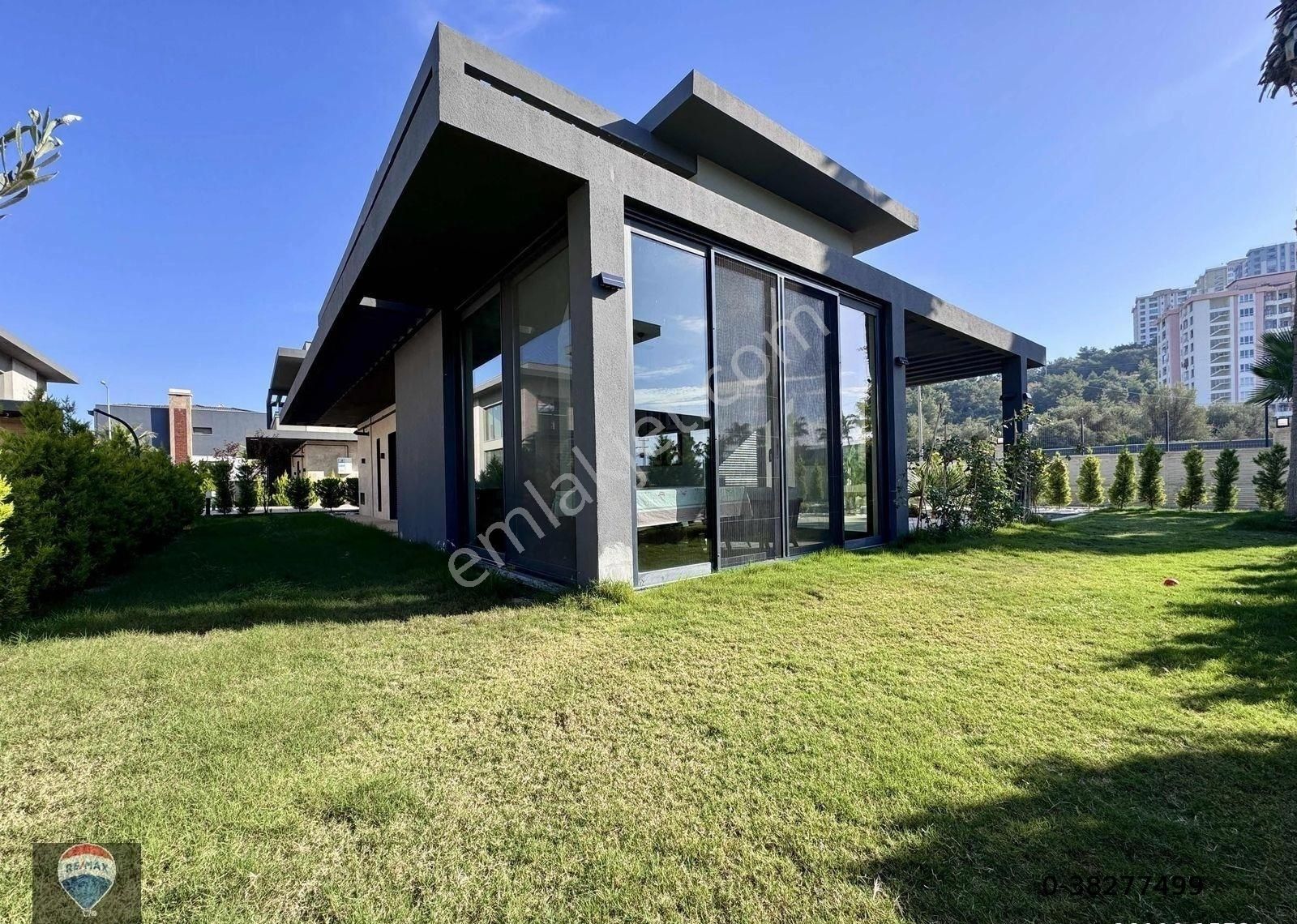 Kuşadası Yavansu’da Akıllı Ev Sistemi, Özel Havuzlu, Eşyalı Ultra Lüks 4+1 Villa - Görsel 17