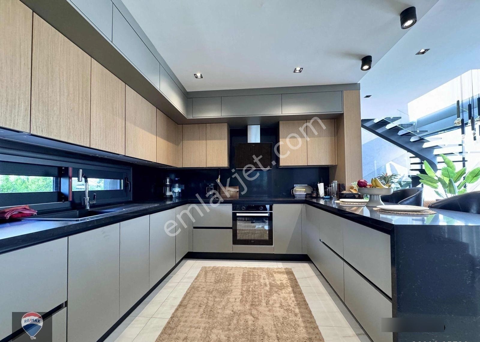 Kuşadası Yavansu’da Akıllı Ev Sistemi, Özel Havuzlu, Eşyalı Ultra Lüks 4+1 Villa - Görsel 28