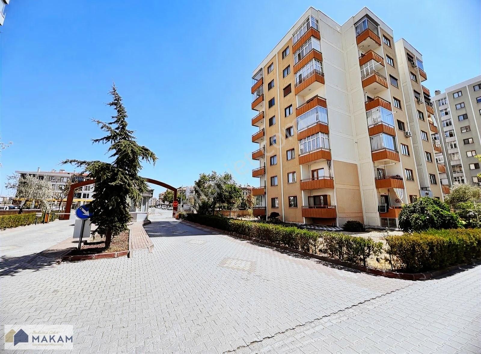 Sancak Beyaz Zambak Sitesinde 2+1 Kiralık Daire - Görsel 15