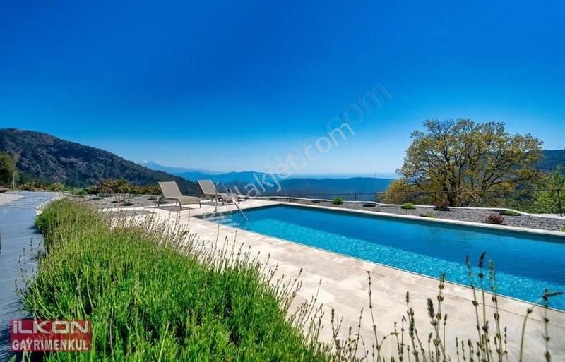 İlkon'dan İnlice'de Doğa Deniz Manzaralı Havuzlu 4+1 Malikhane - Görsel 5