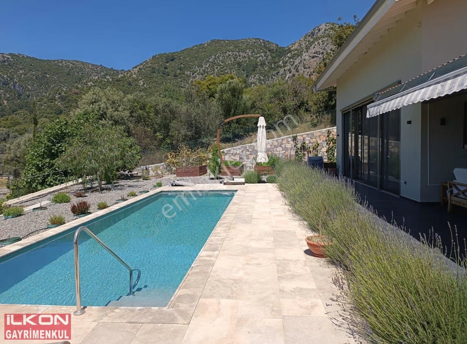 İlkon'dan İnlice'de Doğa Deniz Manzaralı Havuzlu 4+1 Malikhane - Görsel 7