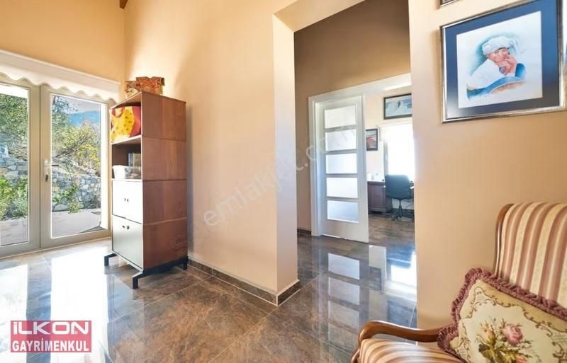 İlkon'dan İnlice'de Doğa Deniz Manzaralı Havuzlu 4+1 Malikhane - Görsel 31