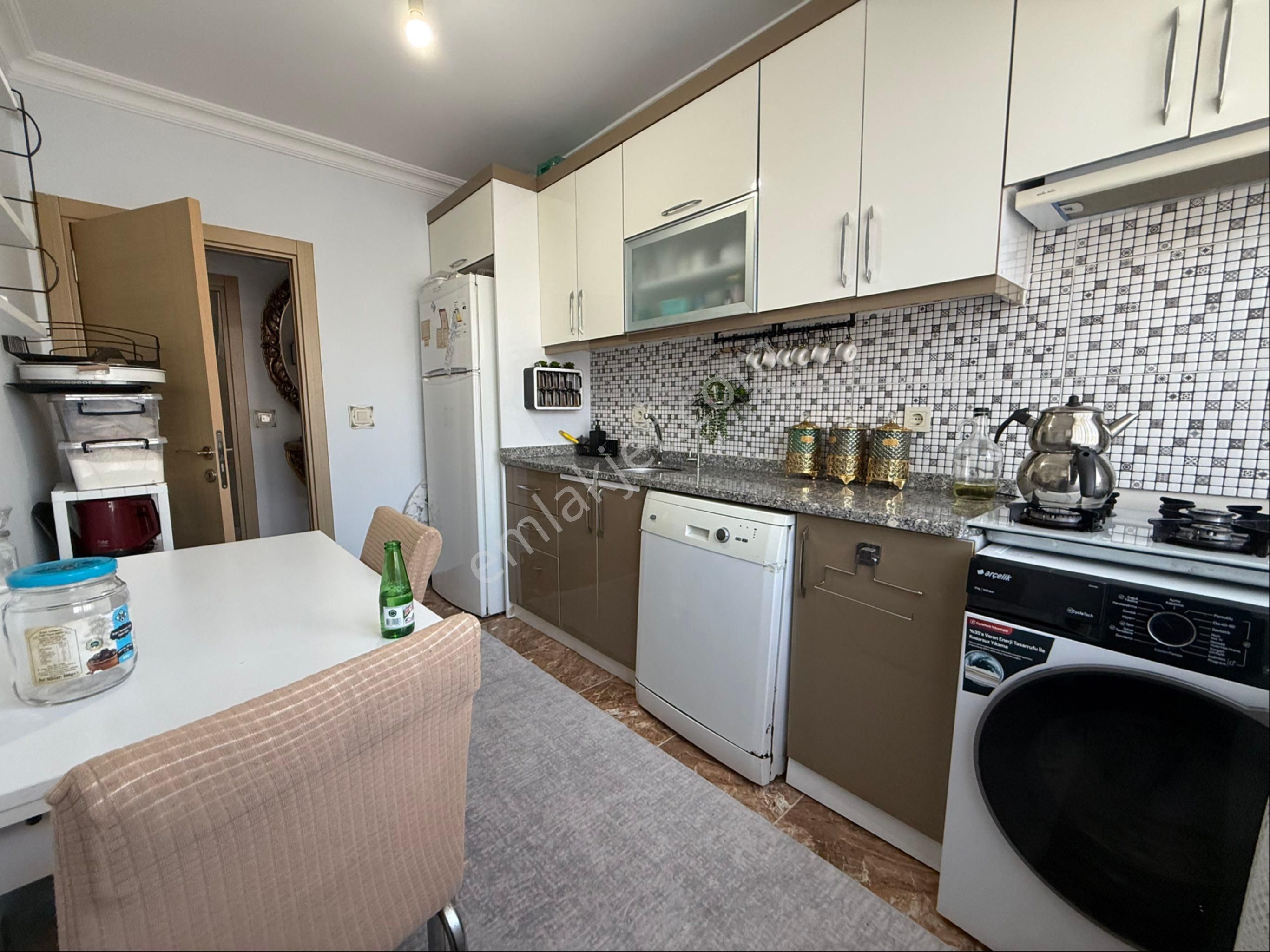 Sancaktepe Yunus Emre Mah. De 3+1 Üstdubleks Satılıktır - Görsel 10