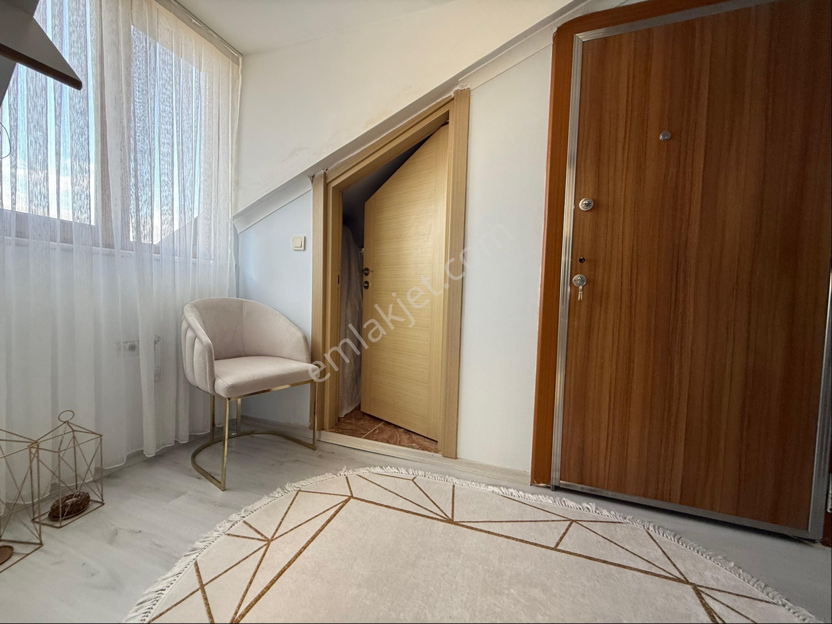 Sancaktepe Yunus Emre Mah. De 3+1 Üstdubleks Satılıktır - Görsel 24