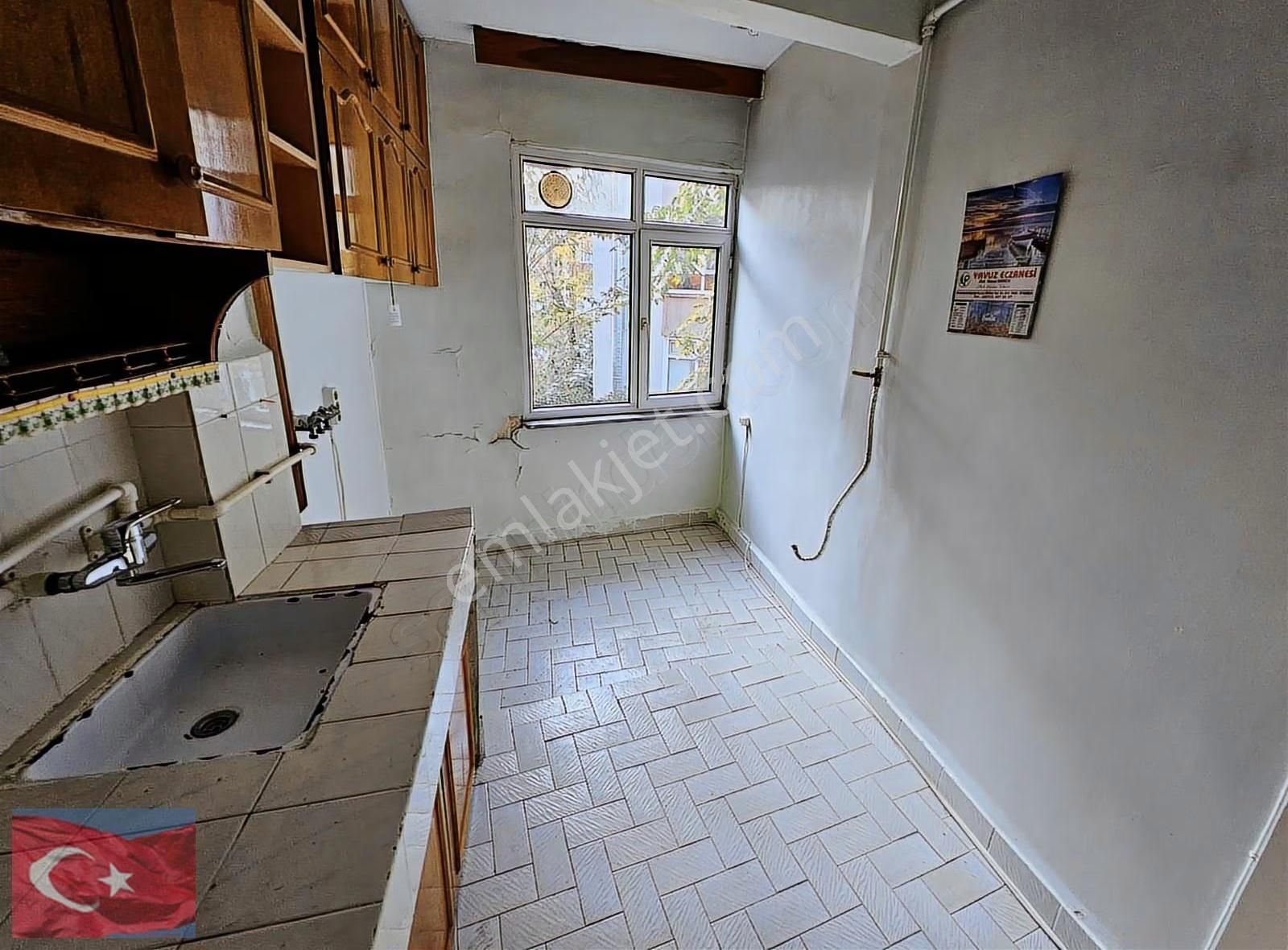 Kocamustafaşa Sümbül Efendi 3.ara Kat 75mk 2+1 3.700.000tl - Görsel 32