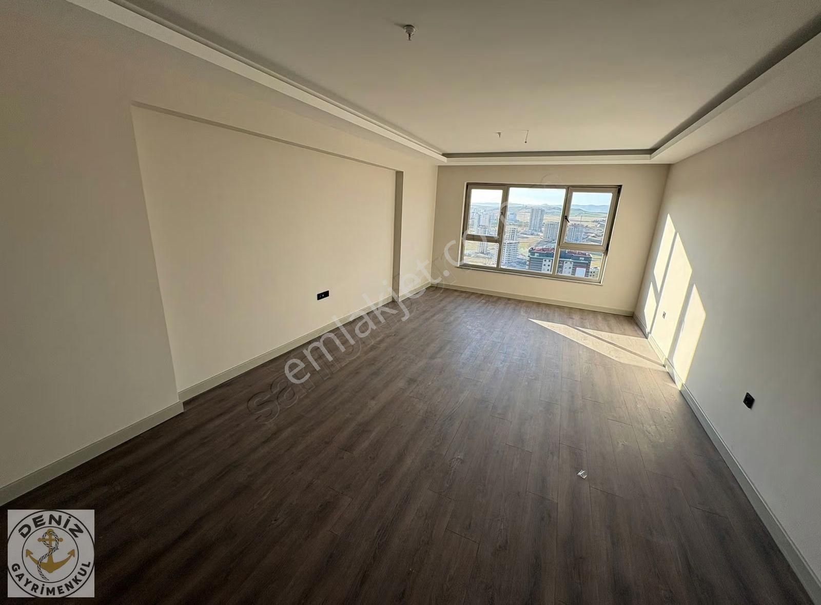 Cadde Üzerinde Mükemmel Peyzajlı 4+1 Site İçinde Satılık Daire - Görsel 30