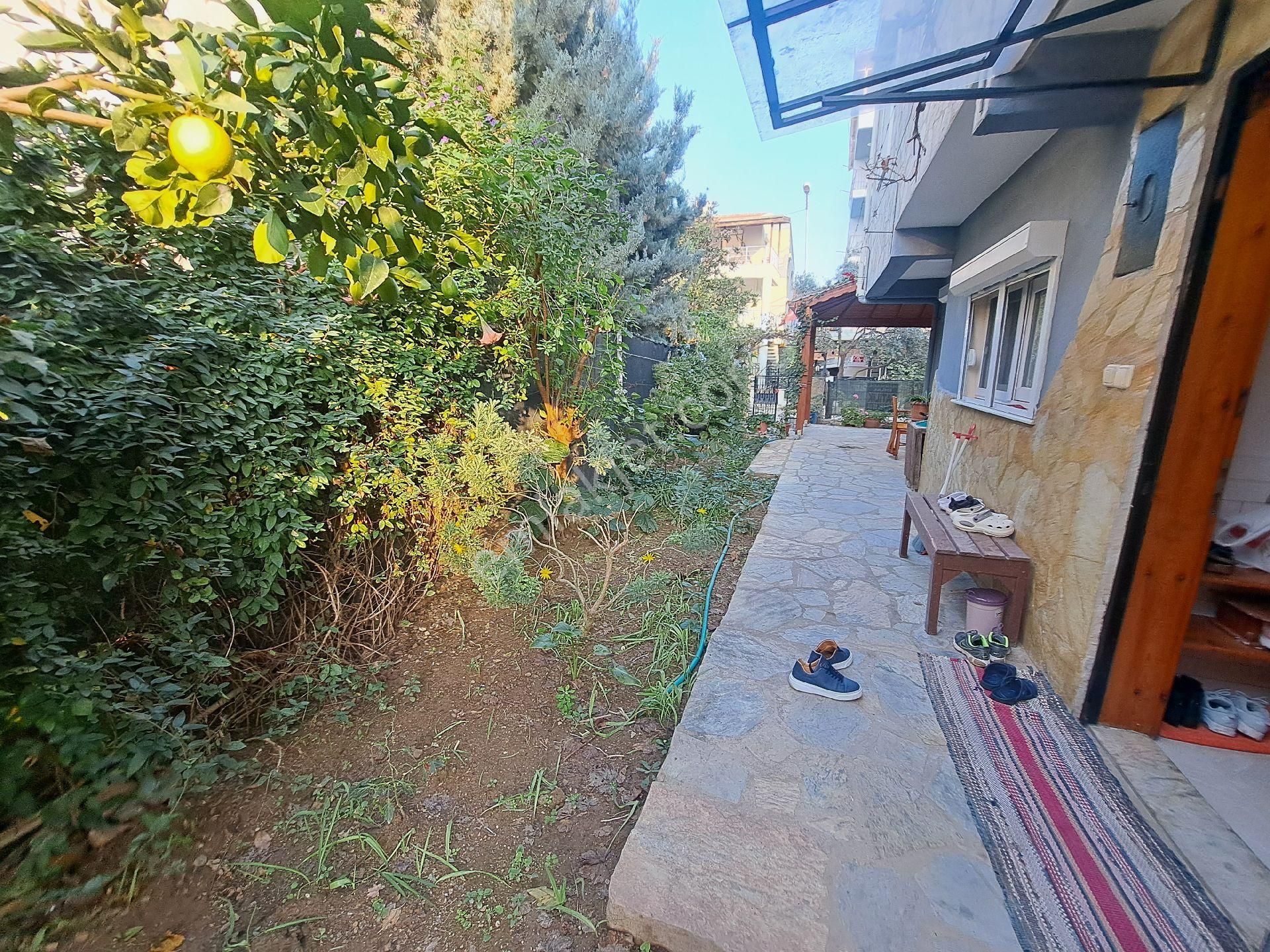 İzmir Seferihisar Ürkmez De Denize 50 Metre 6+1 Satılık Eşyalı Villa - Görsel 5