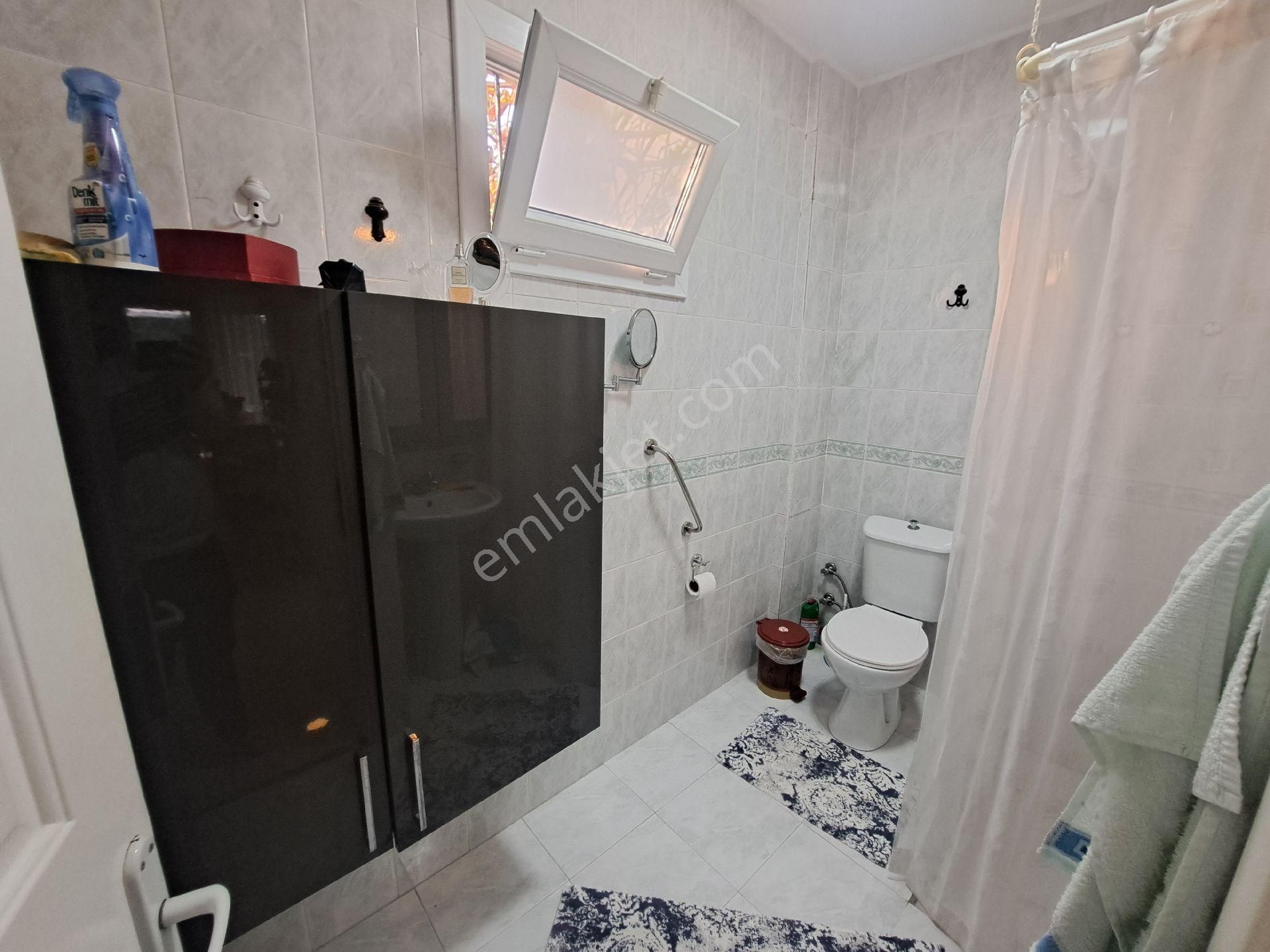 İzmir Seferihisar Ürkmez De Denize 50 Metre 6+1 Satılık Eşyalı Villa - Görsel 12