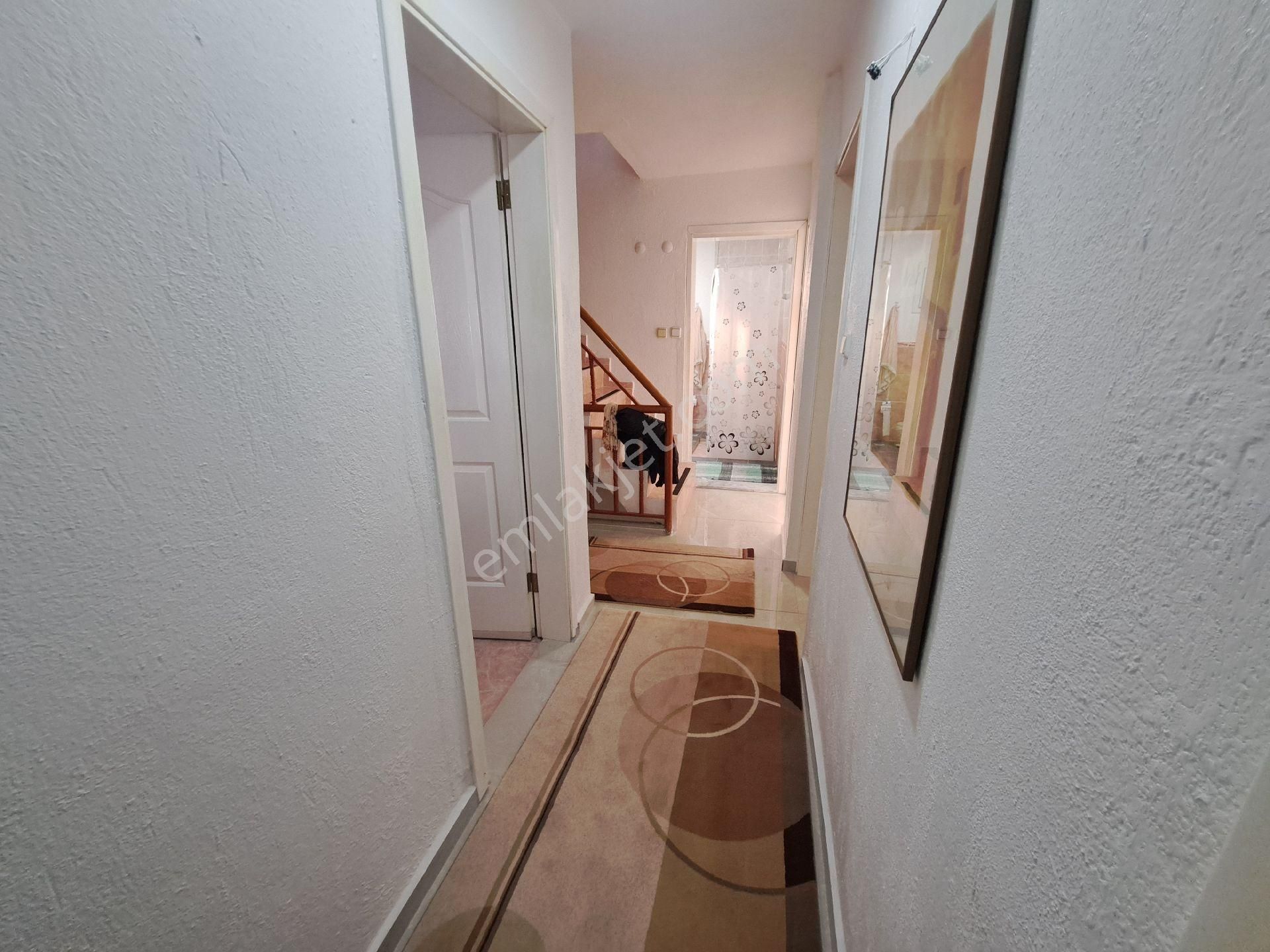 İzmir Seferihisar Ürkmez De Denize 50 Metre 6+1 Satılık Eşyalı Villa - Görsel 25