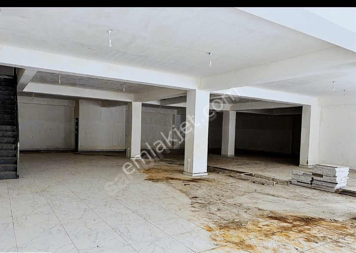 Tarcanlardan Merkezi Konumda 750 M2 Satılık Dükkan - Görsel 9
