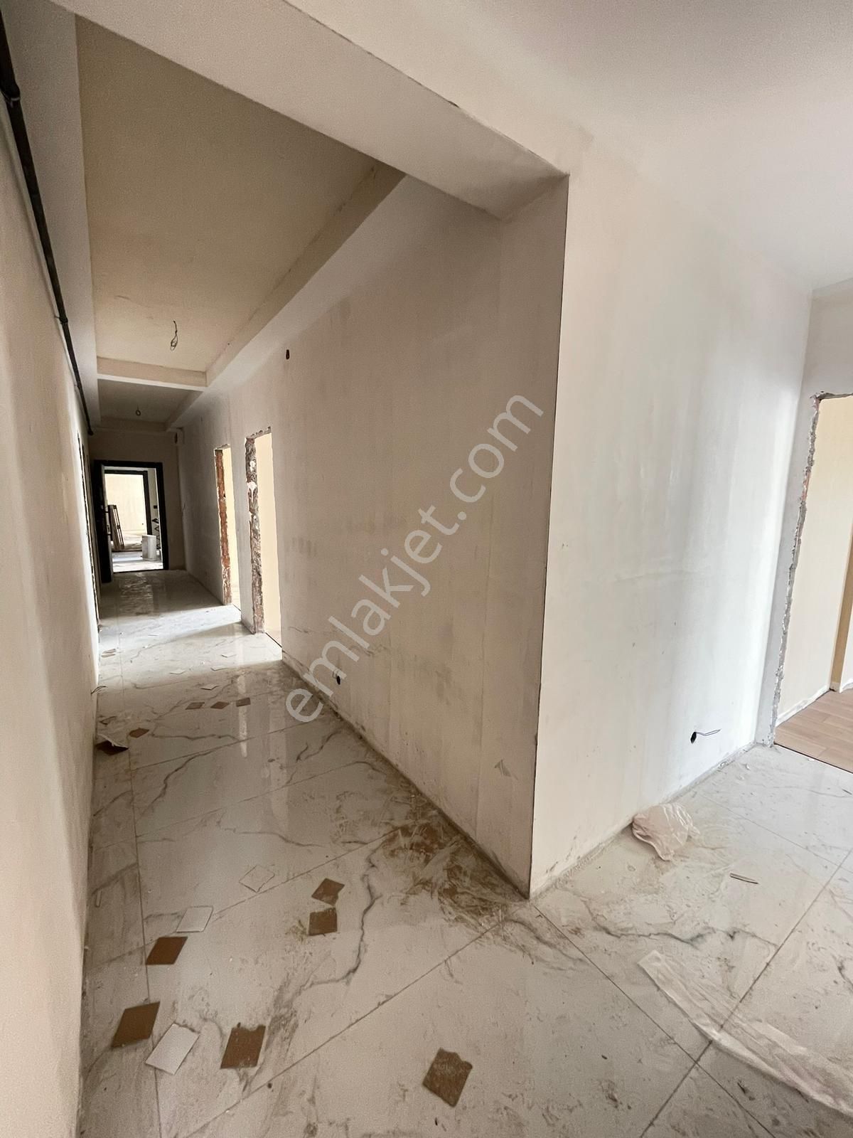 Afyon Üçok Emlaktan Güvenevler Mah Satılık Sıfır Ultra Lüx 4+1 Geniş Daireler - Görsel 12