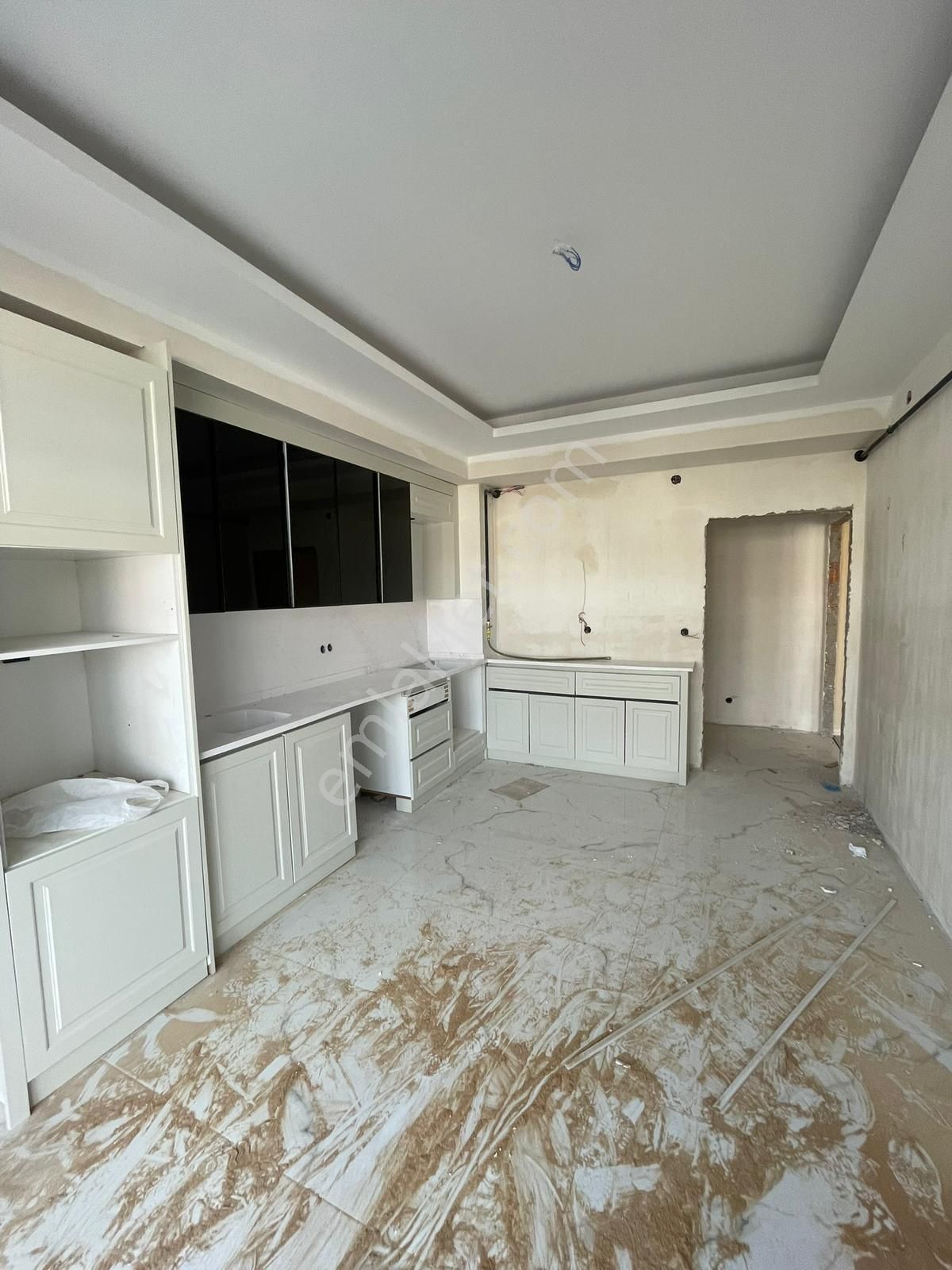 Afyon Üçok Emlaktan Güvenevler Mah Satılık Sıfır Ultra Lüx 4+1 Geniş Daireler - Görsel 6