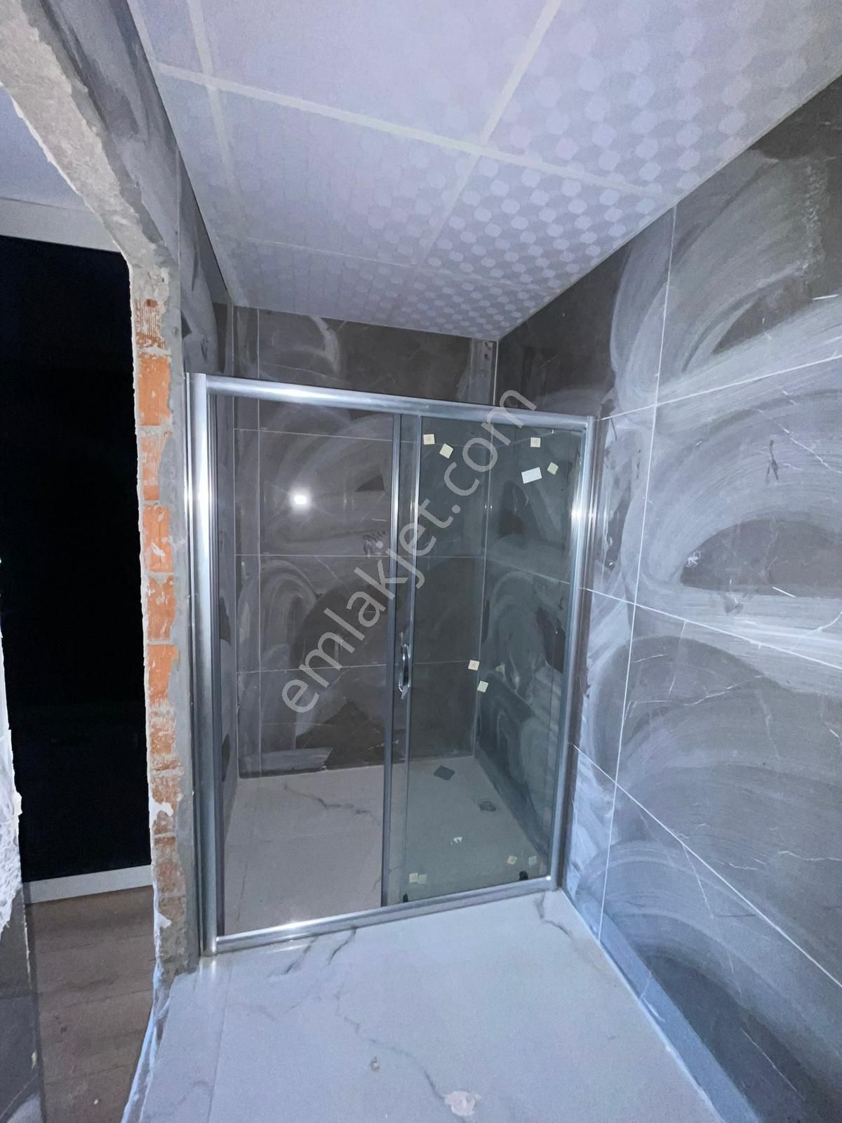 Afyon Üçok Emlaktan Güvenevler Mah Satılık Sıfır Ultra Lüx 4+1 Geniş Daireler - Görsel 9