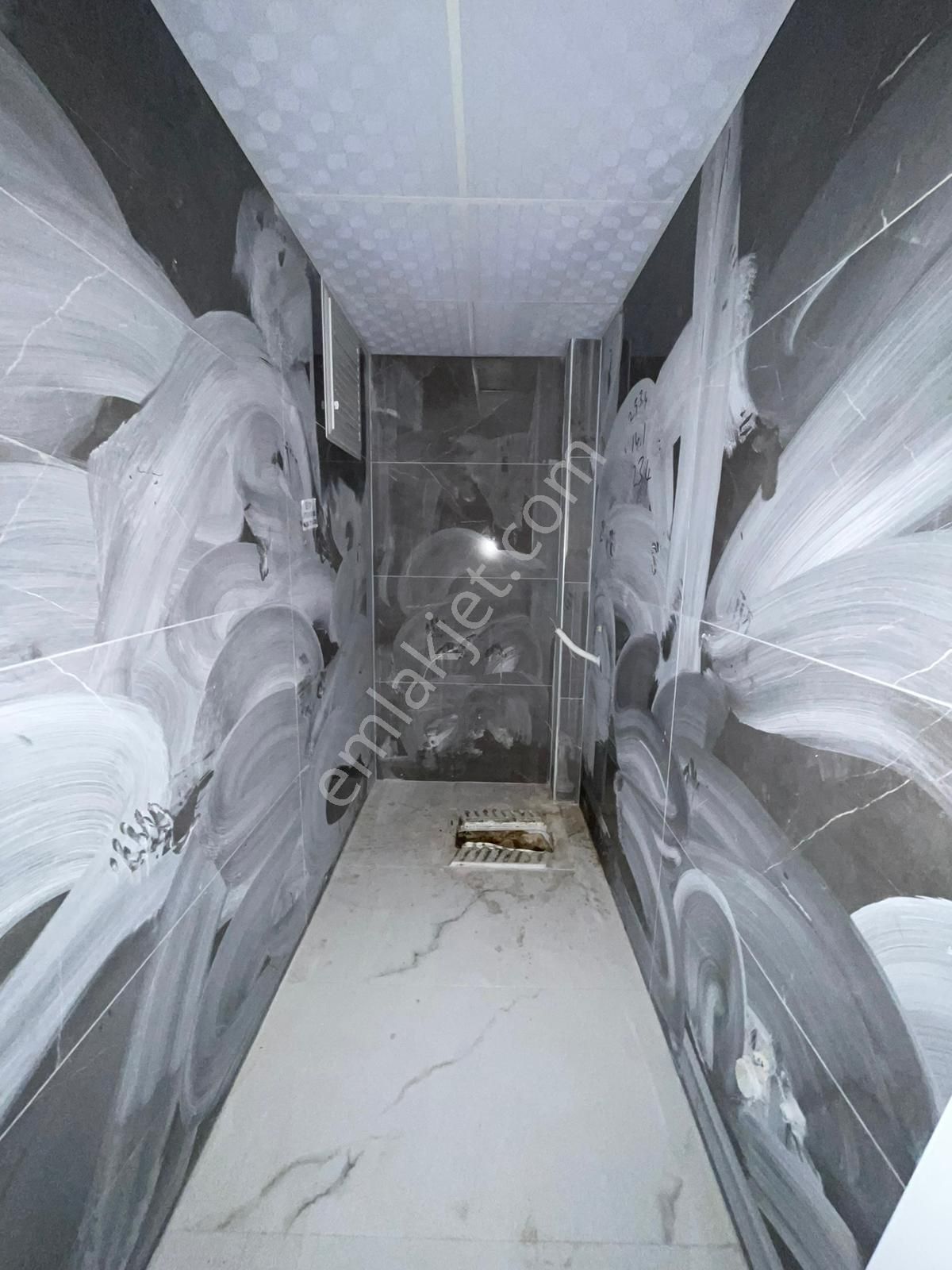 Afyon Üçok Emlaktan Güvenevler Mah Satılık Sıfır Ultra Lüx 4+1 Geniş Daireler - Görsel 8