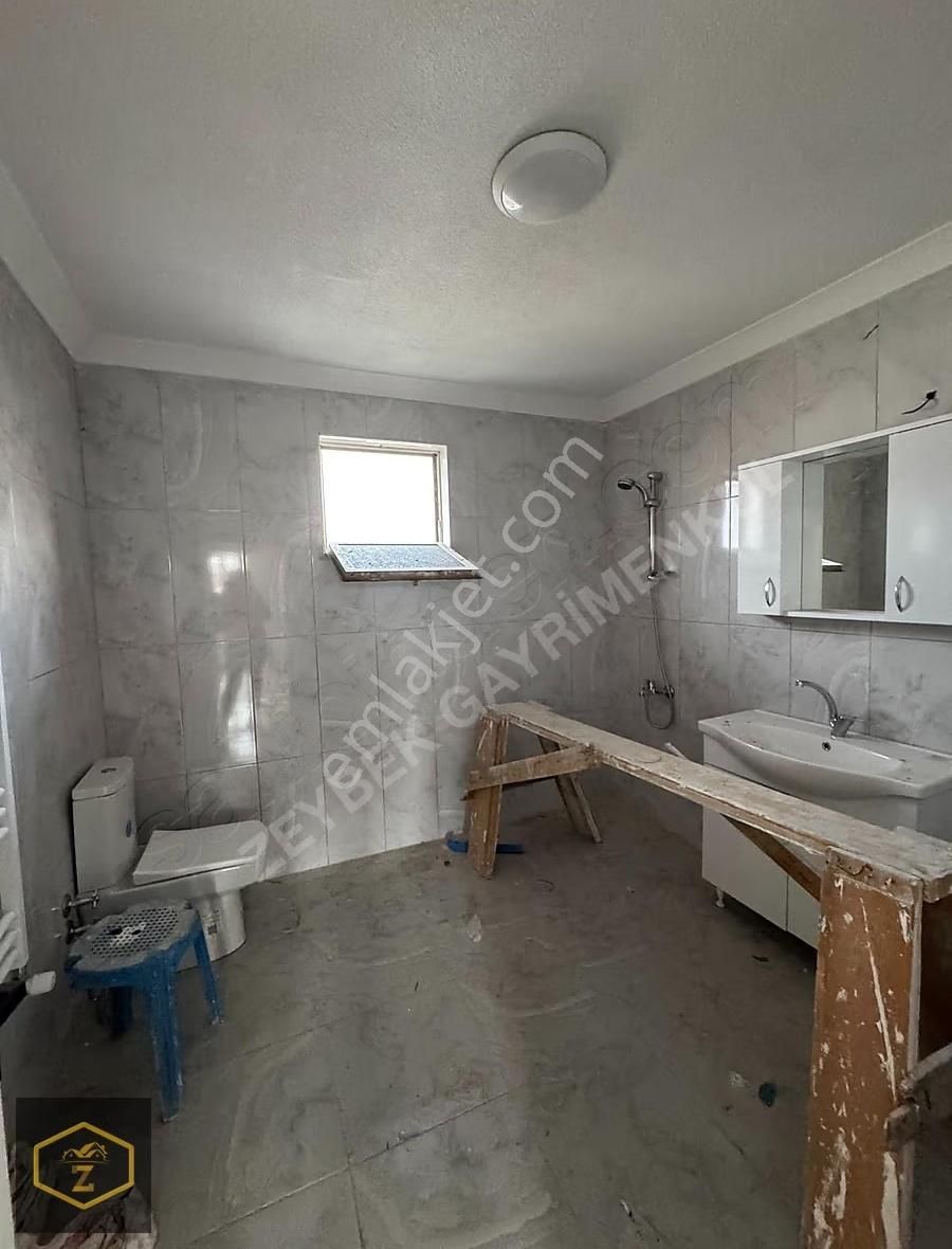 Zeybek Emlaktan Kurtuluş Mahallesin De 3+1 Dairemiz Kiralıktır - Görsel 12