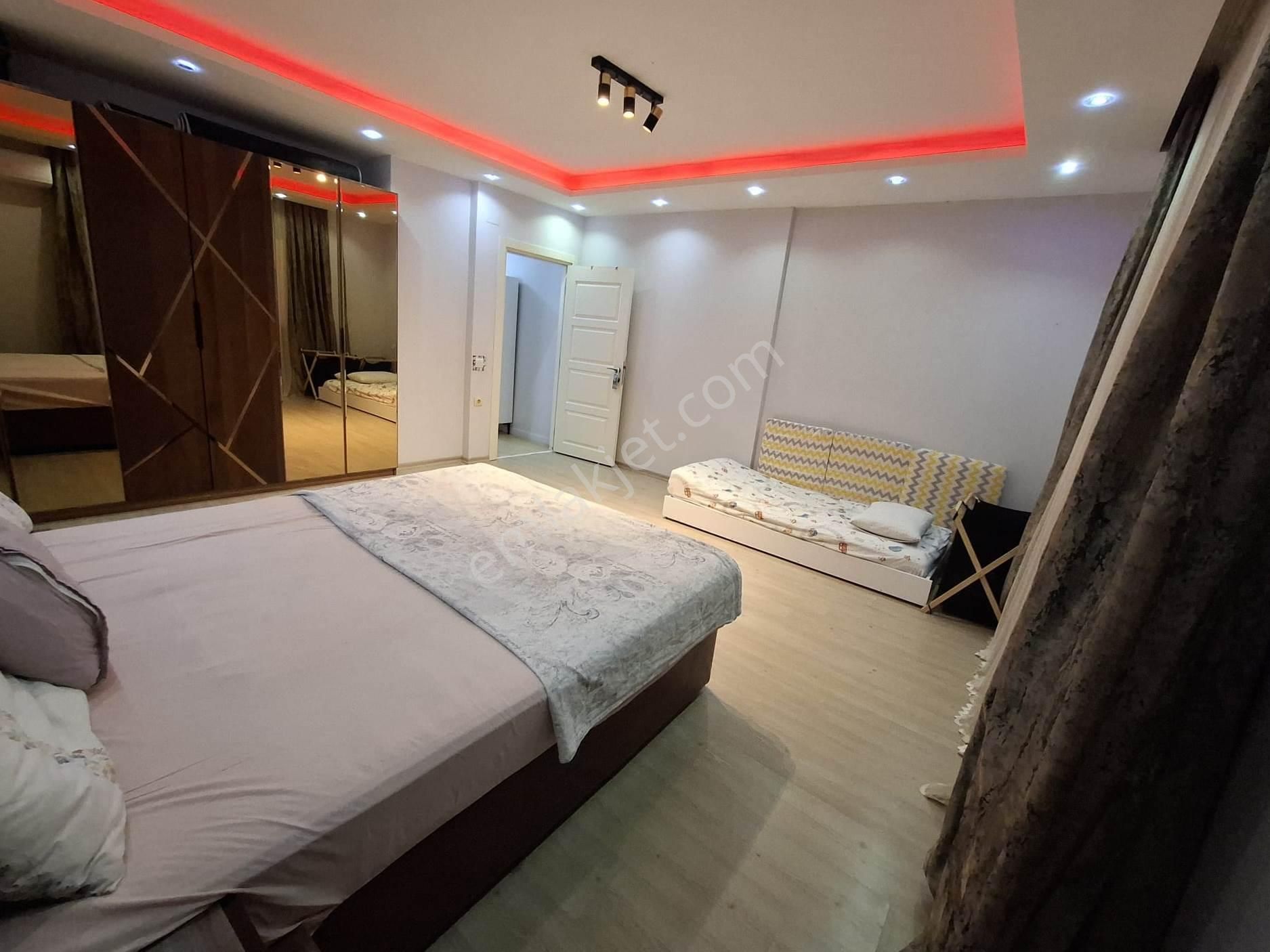 Merkez Mahallesinde Geniş Oturumlu Kombi Doğalgazlı Dairemiz