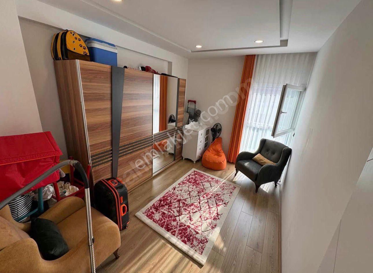 Geniş Ferah Ayrı Mutfak 3 T 1 Arayanlar İçin Süper Bir Daire - Görsel 23