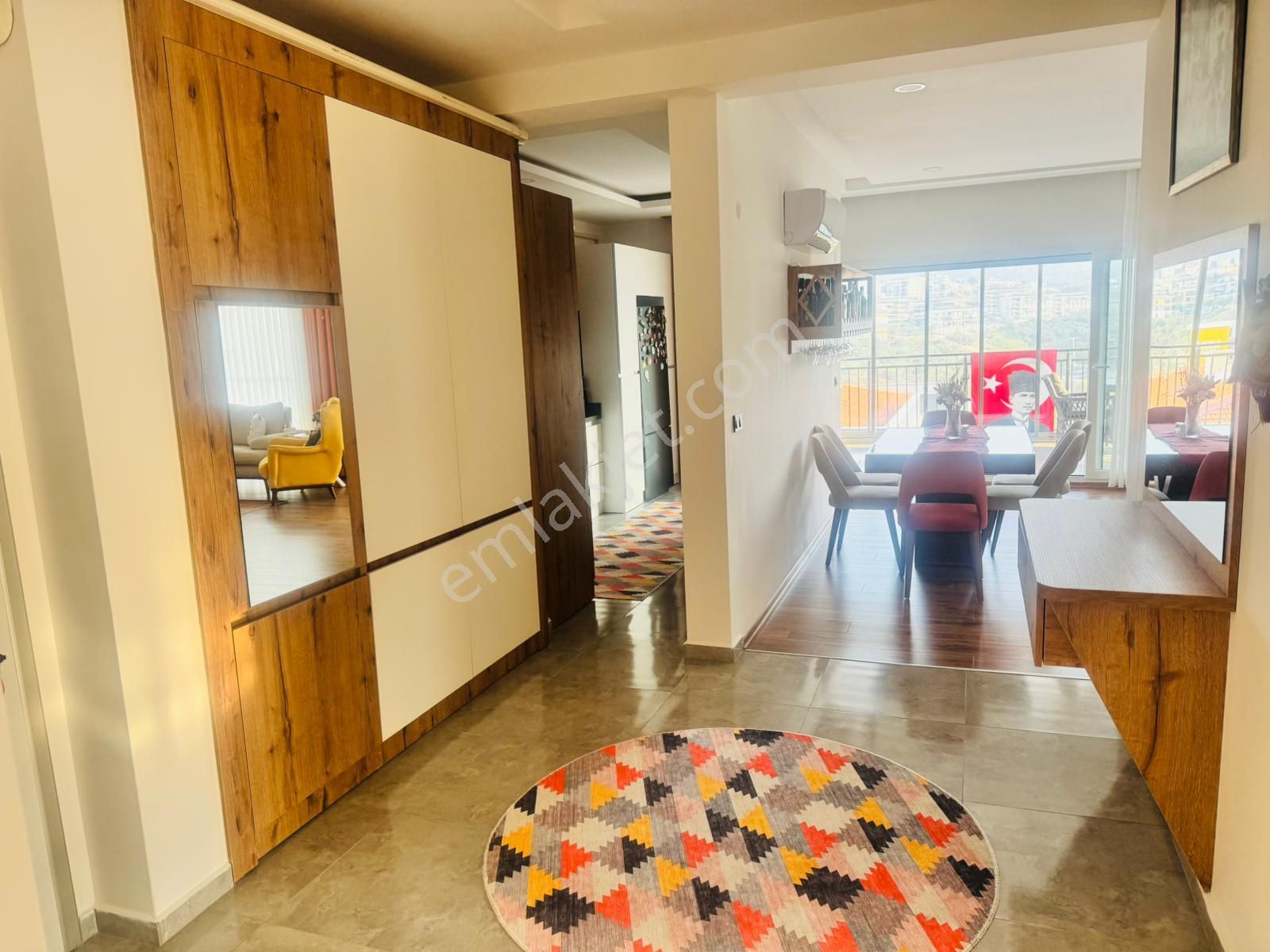 Geniş Ferah Ayrı Mutfak 3 T 1 Arayanlar İçin Süper Bir Daire - Görsel 5