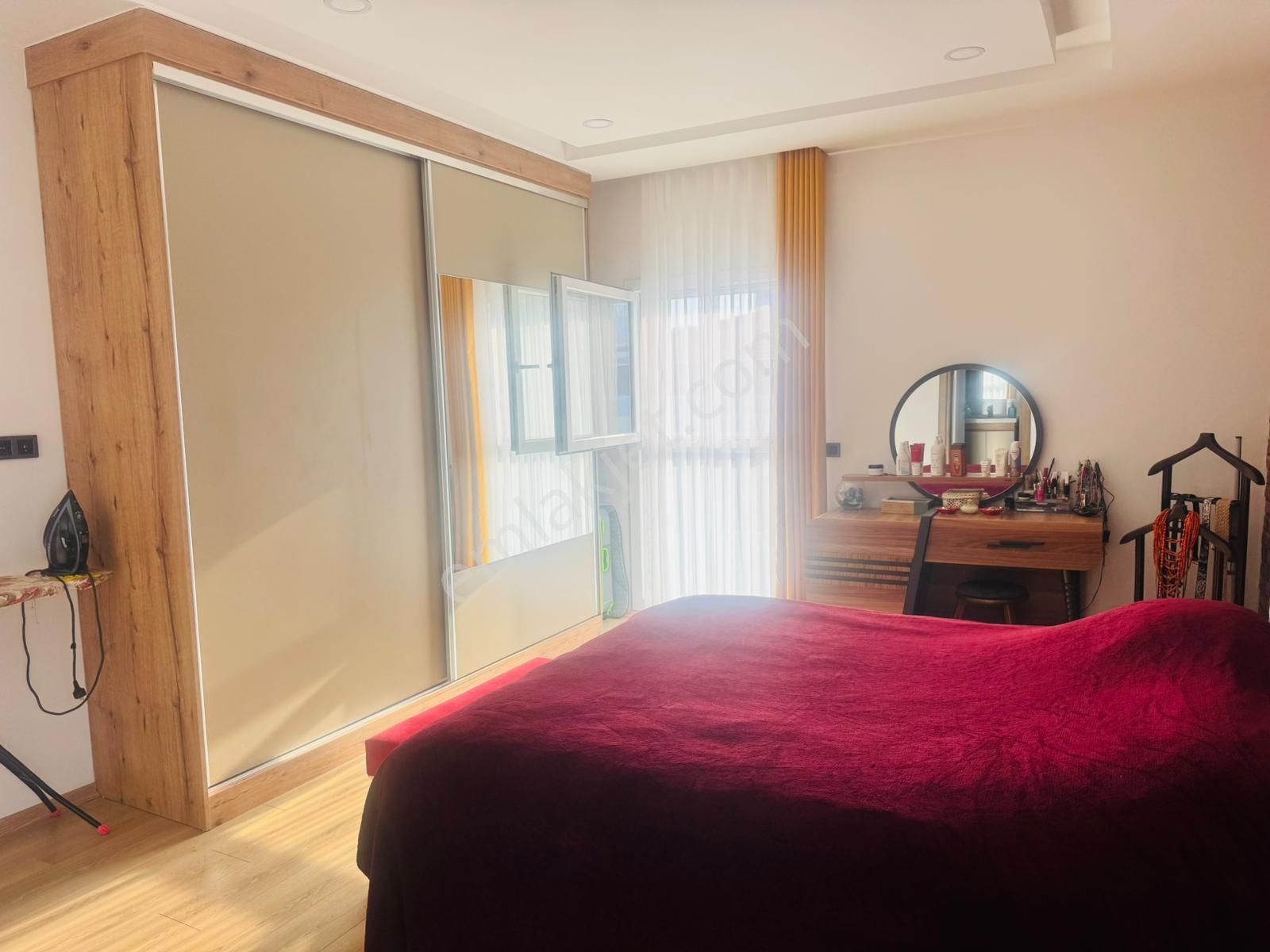 Geniş Ferah Ayrı Mutfak 3 T 1 Arayanlar İçin Süper Bir Daire - Görsel 16