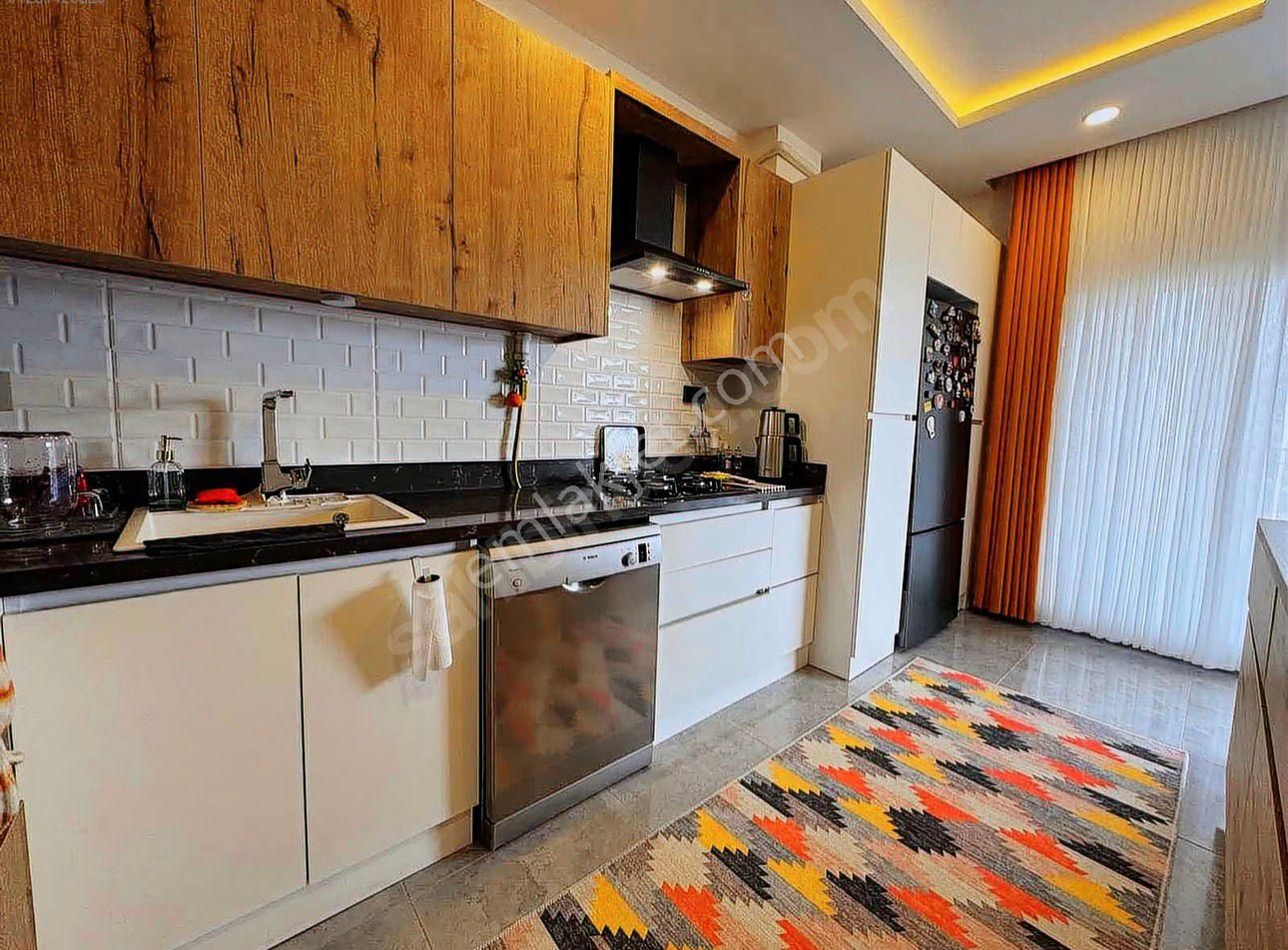 Geniş Ferah Ayrı Mutfak 3 T 1 Arayanlar İçin Süper Bir Daire - Görsel 19