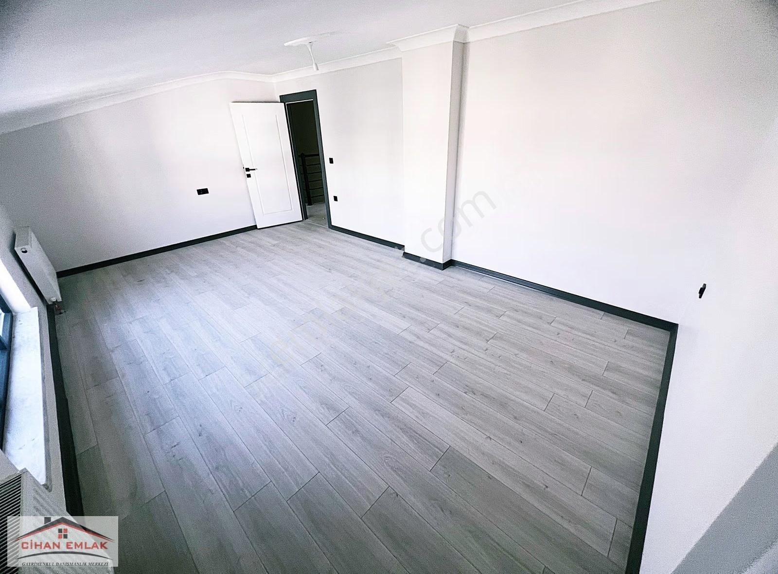 Cihandan Yunus Emre Mah Şehir Hastane Ve Anteras Yakını 4+1 - Görsel 13