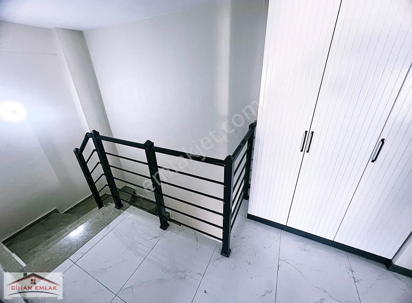 Cihandan Yunus Emre Mah Şehir Hastane Ve Anteras Yakını 4+1 - Görsel 32