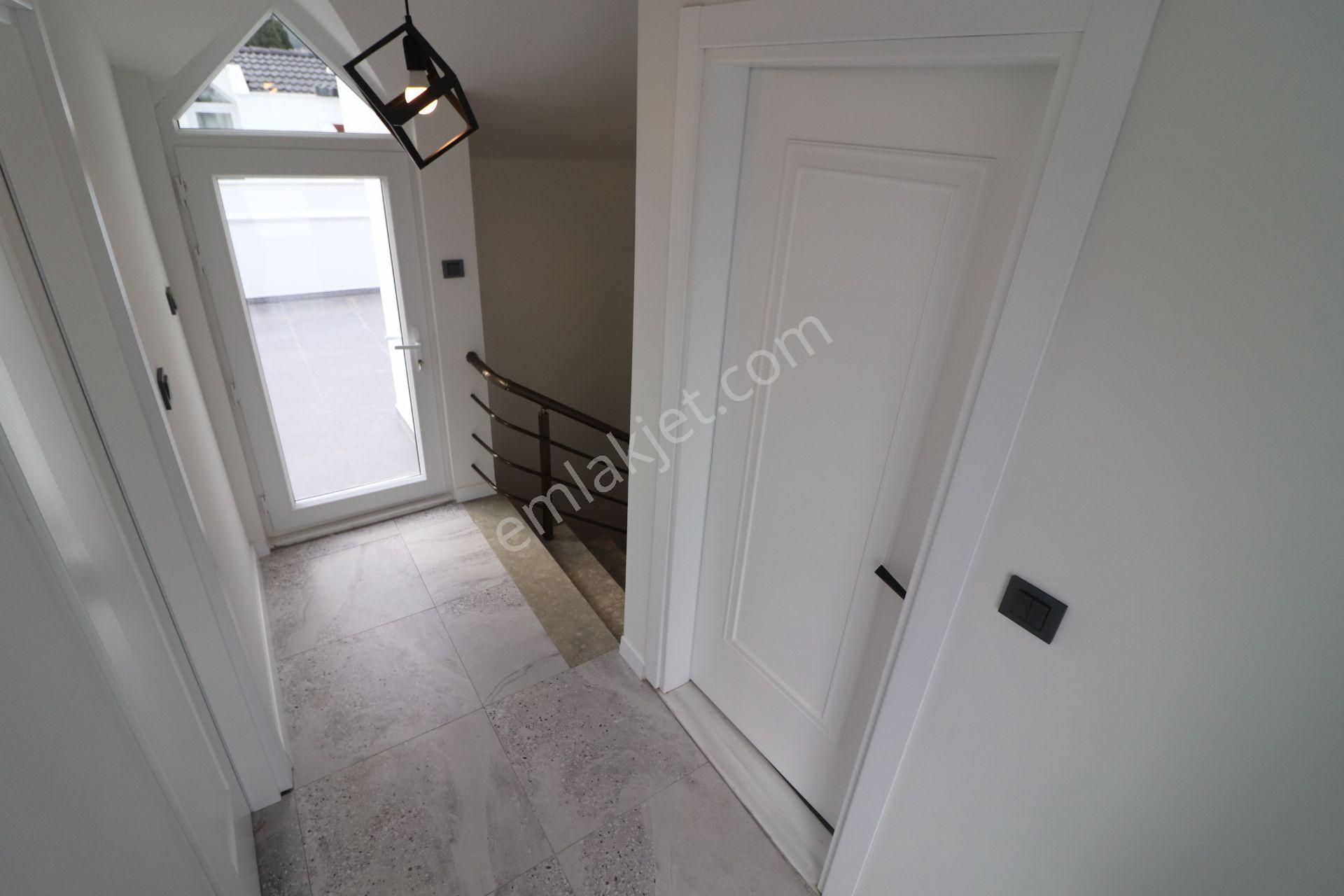 Irmaksudan Güre De Doğanın İçinde Çift Teraslı 5+1 Geniş Villa - Görsel 28