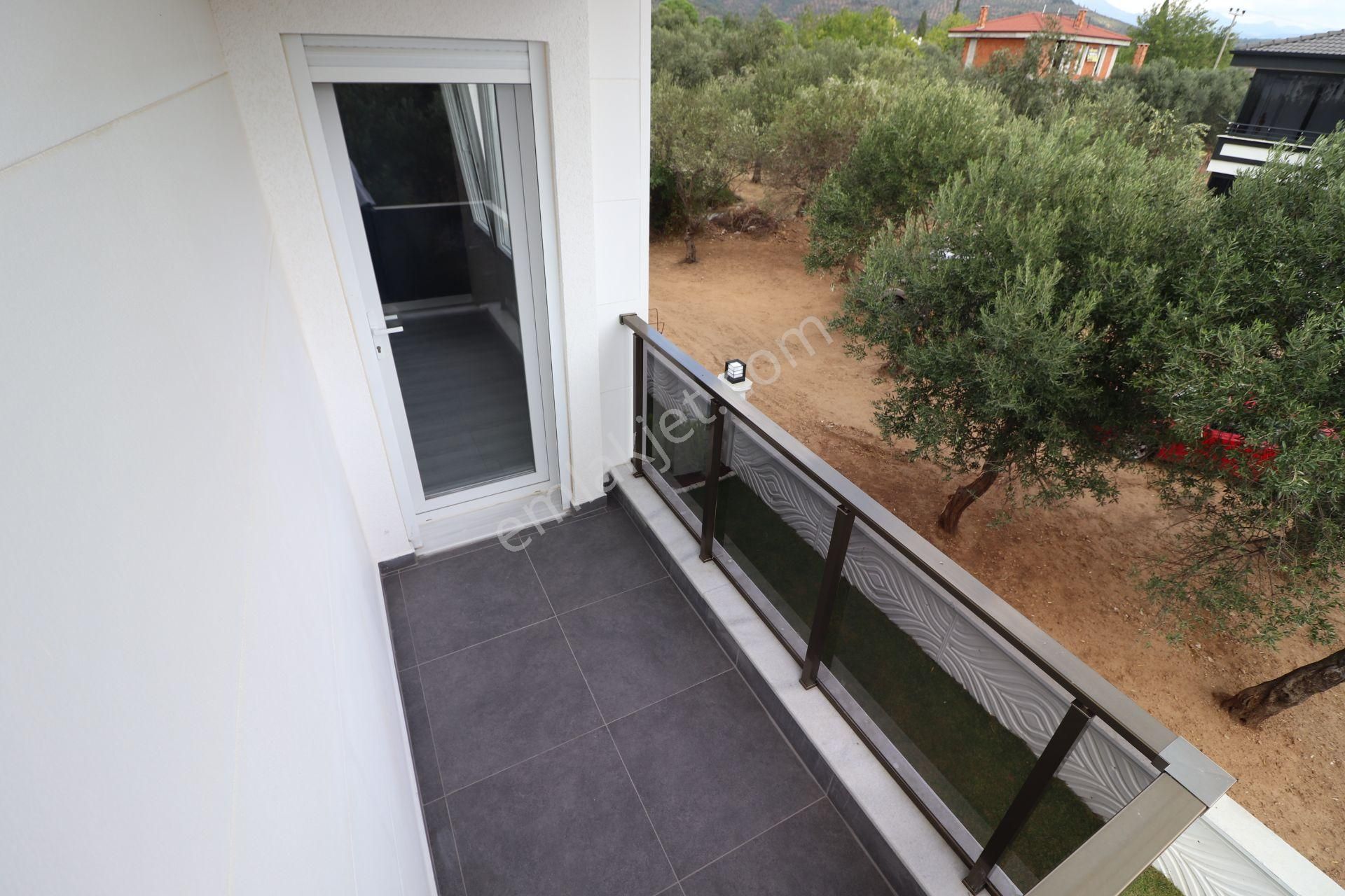 Irmaksudan Güre De Doğanın İçinde Çift Teraslı 5+1 Geniş Villa - Görsel 16
