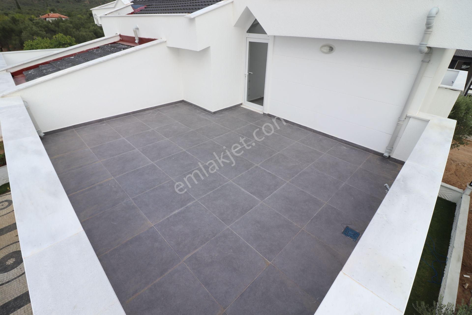 Irmaksudan Güre De Doğanın İçinde Çift Teraslı 5+1 Geniş Villa - Görsel 27