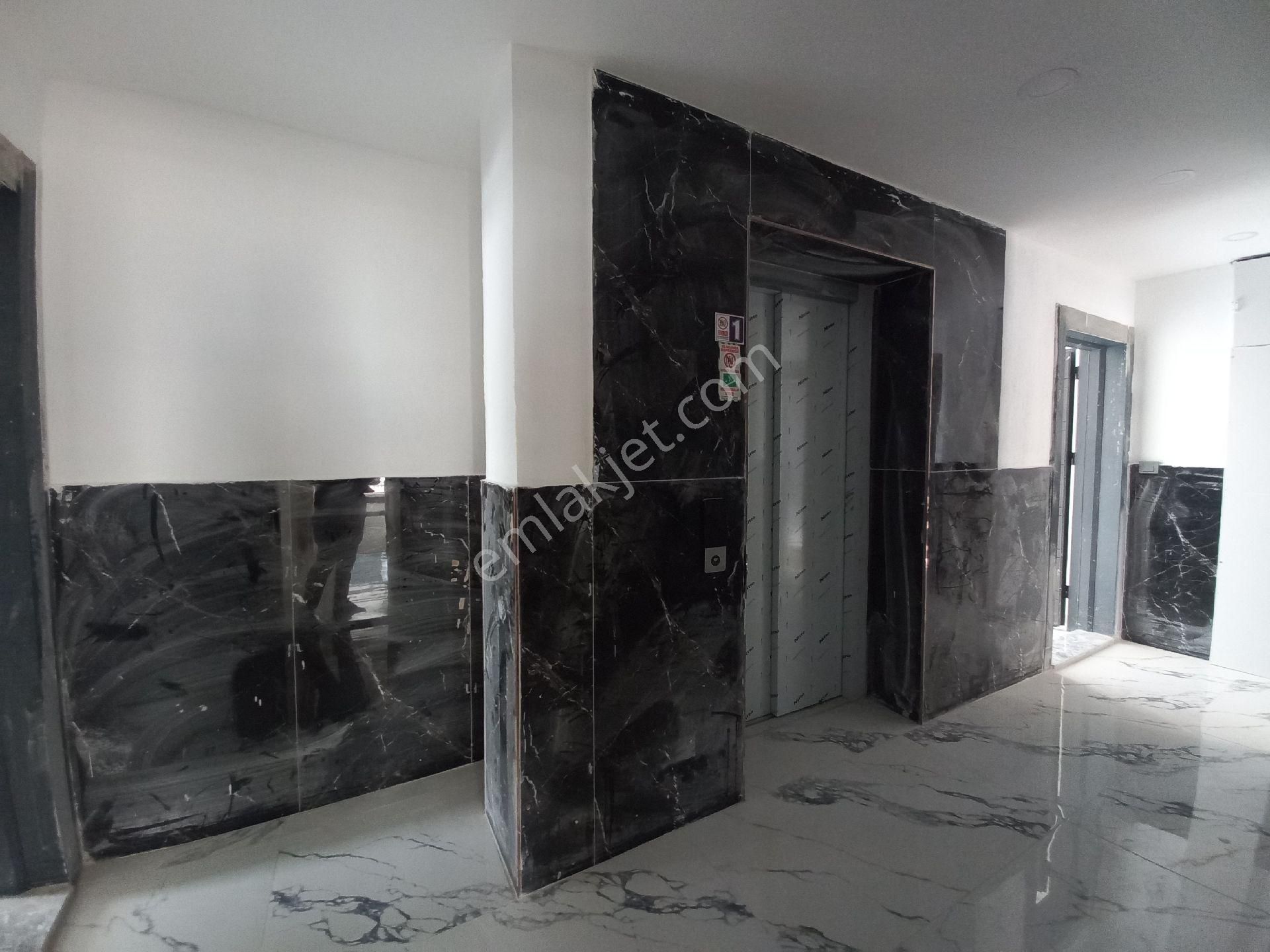 Didim Efeler Mah Satılık 1 + 1 Müstakil Bahçeli Daire - Görsel 9